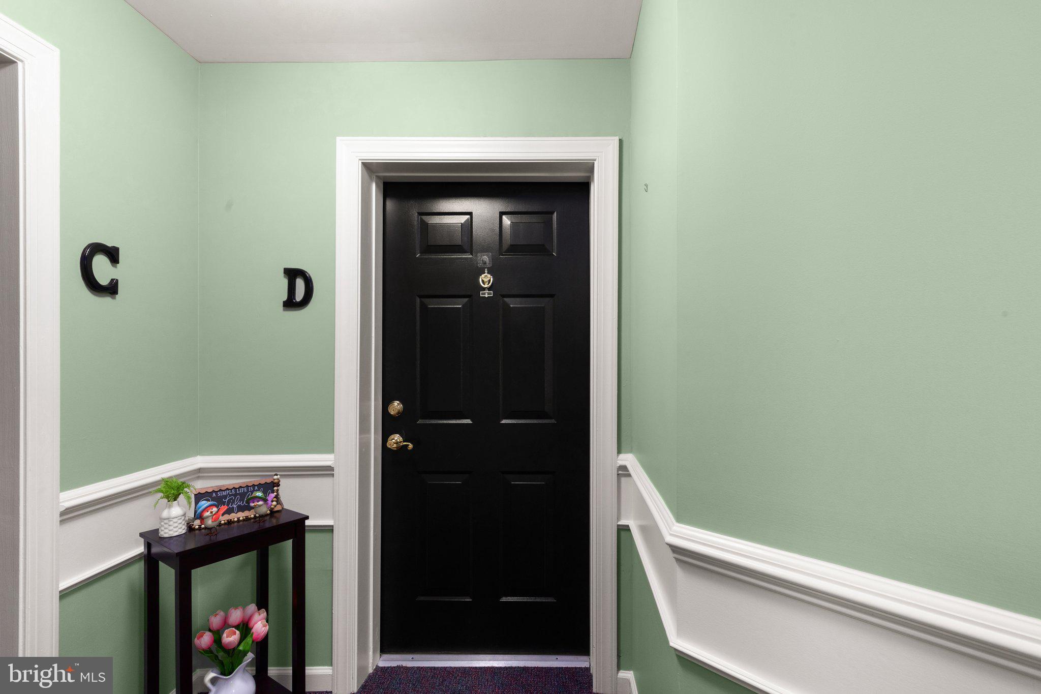 VILLAGE GREEN - Residential