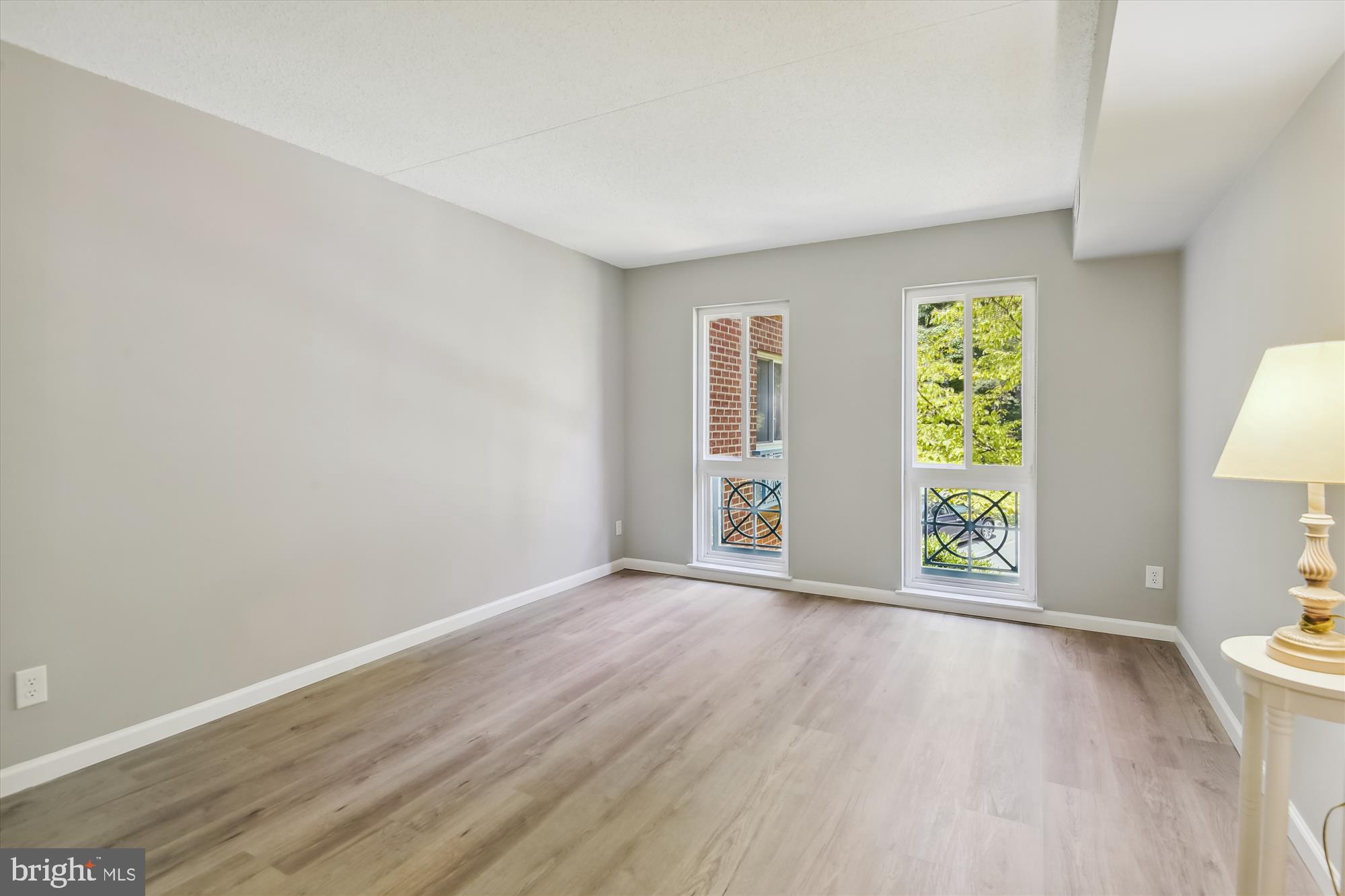 HUNTERS WOODS VILLAGE - Residential