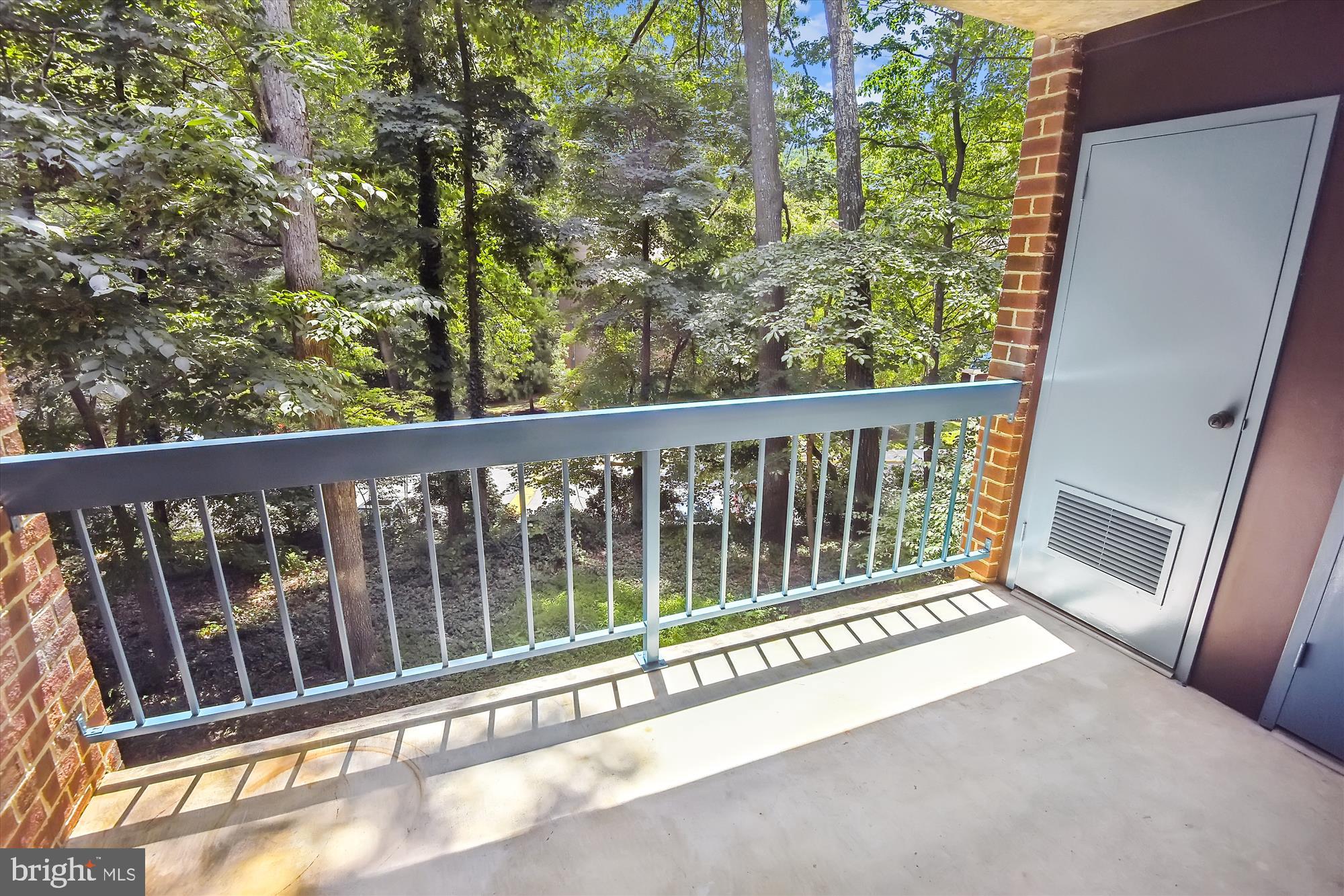 HUNTERS WOODS VILLAGE - Residential