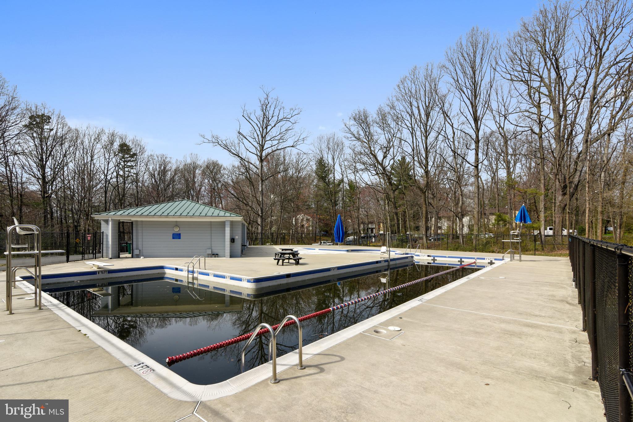 HUNTERS WOODS VILLAGE - Residential