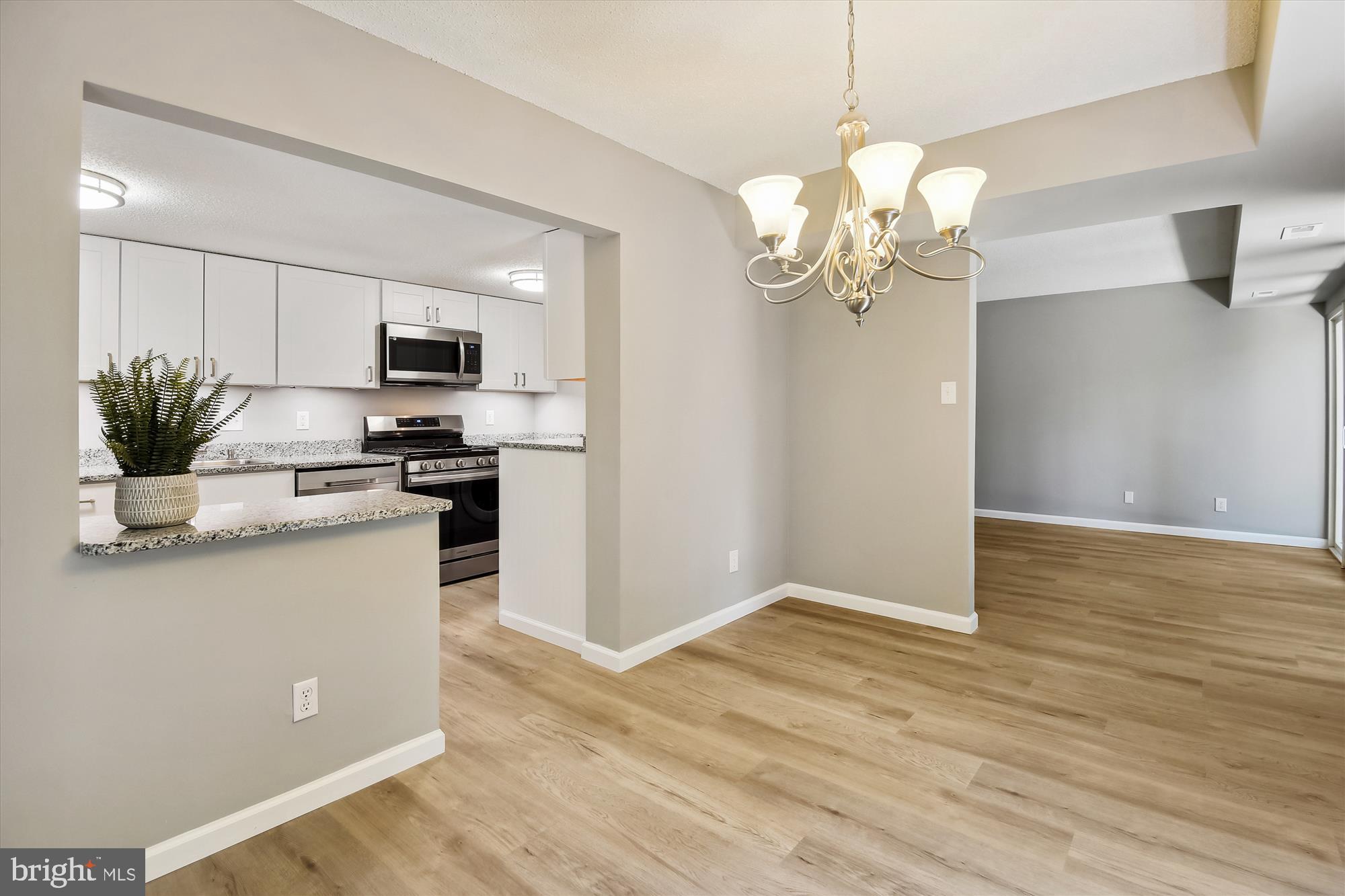 HUNTERS WOODS VILLAGE - Residential