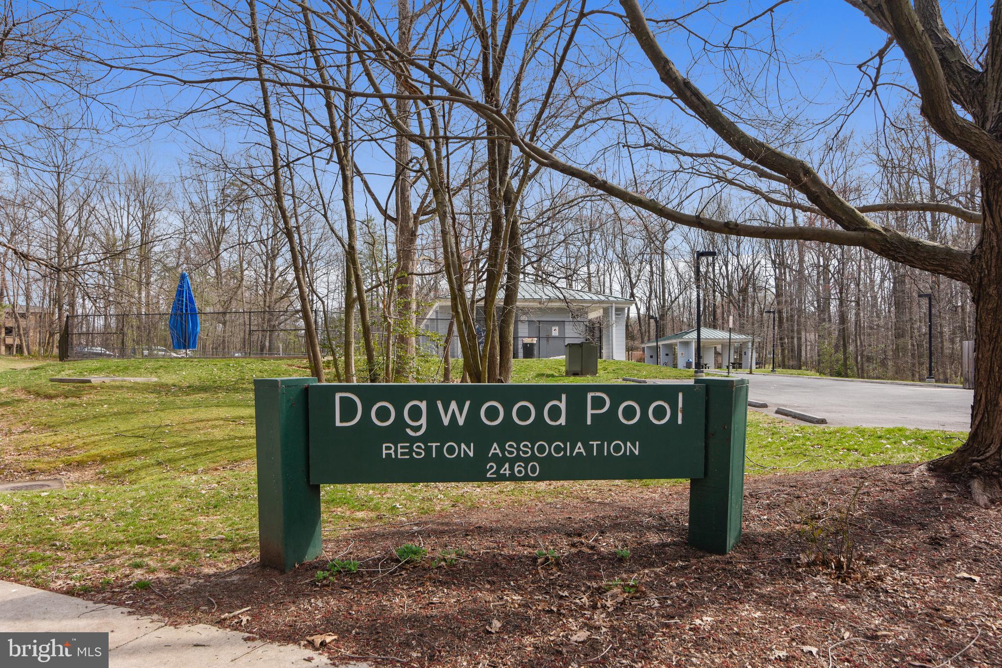 HUNTERS WOODS VILLAGE - Residential