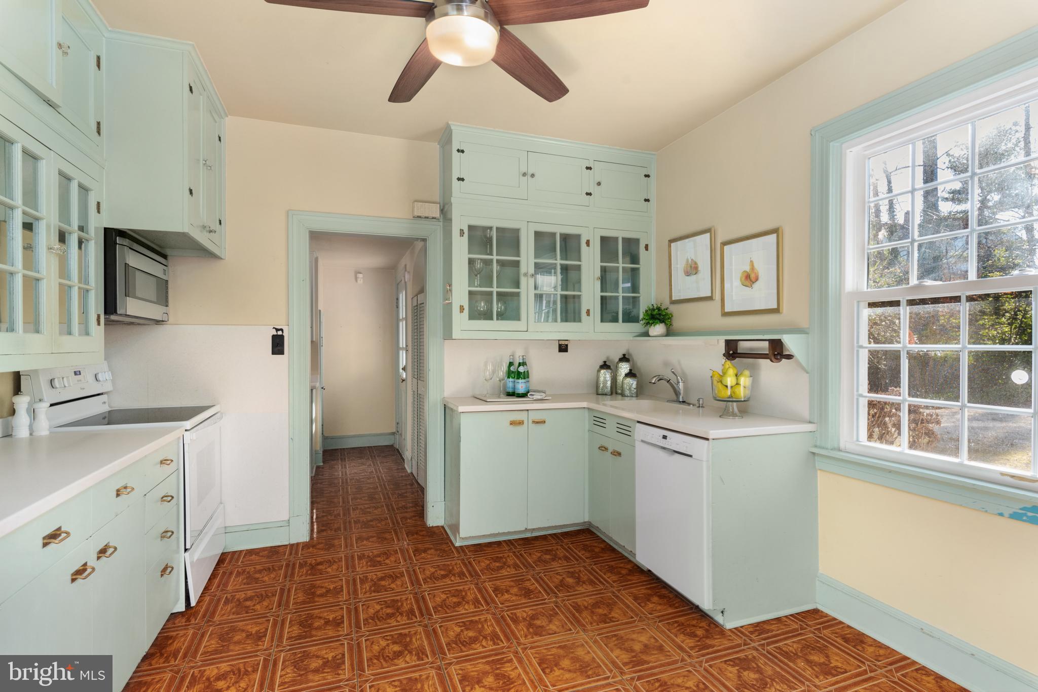 WARDOUR - Residential