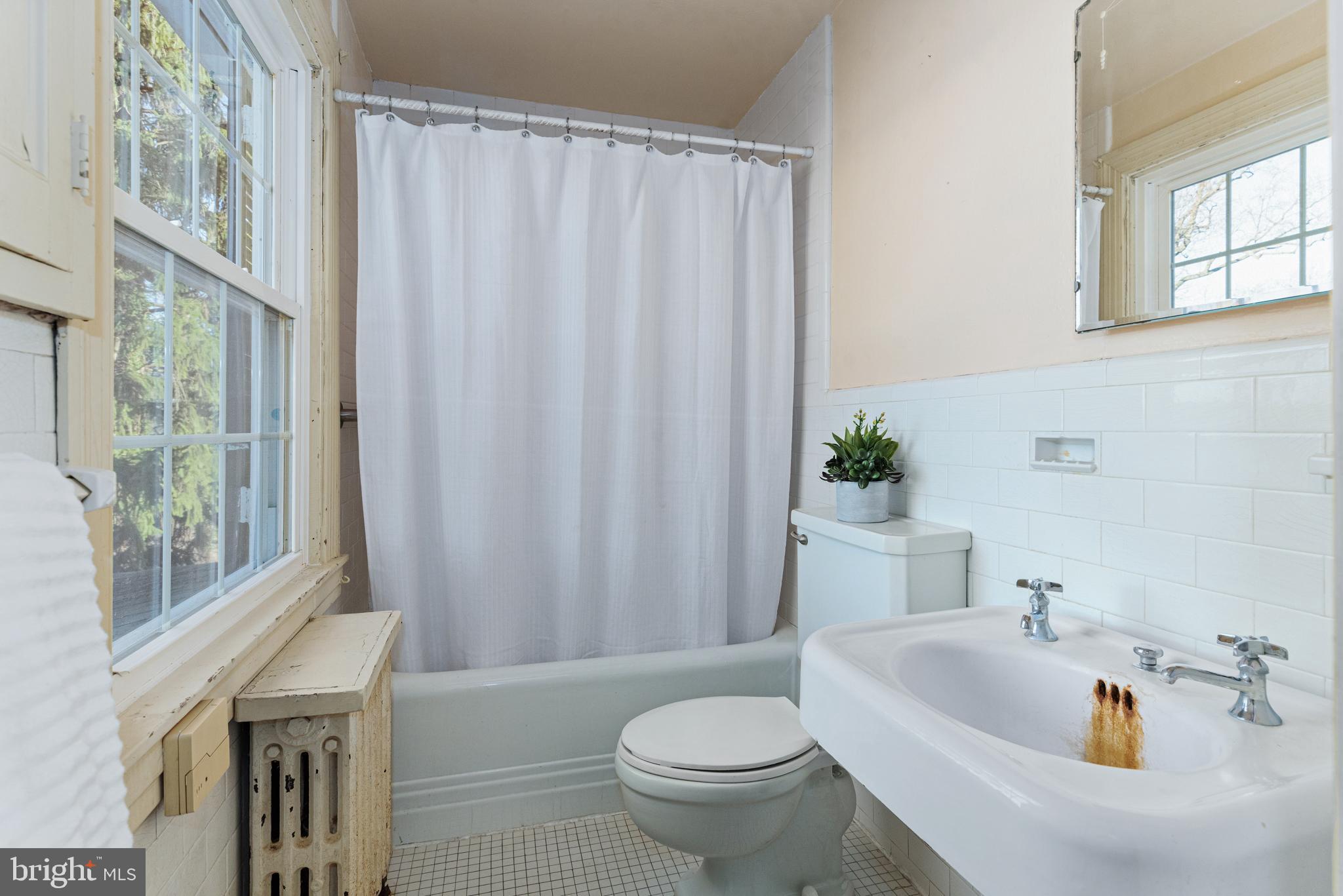 WARDOUR - Residential