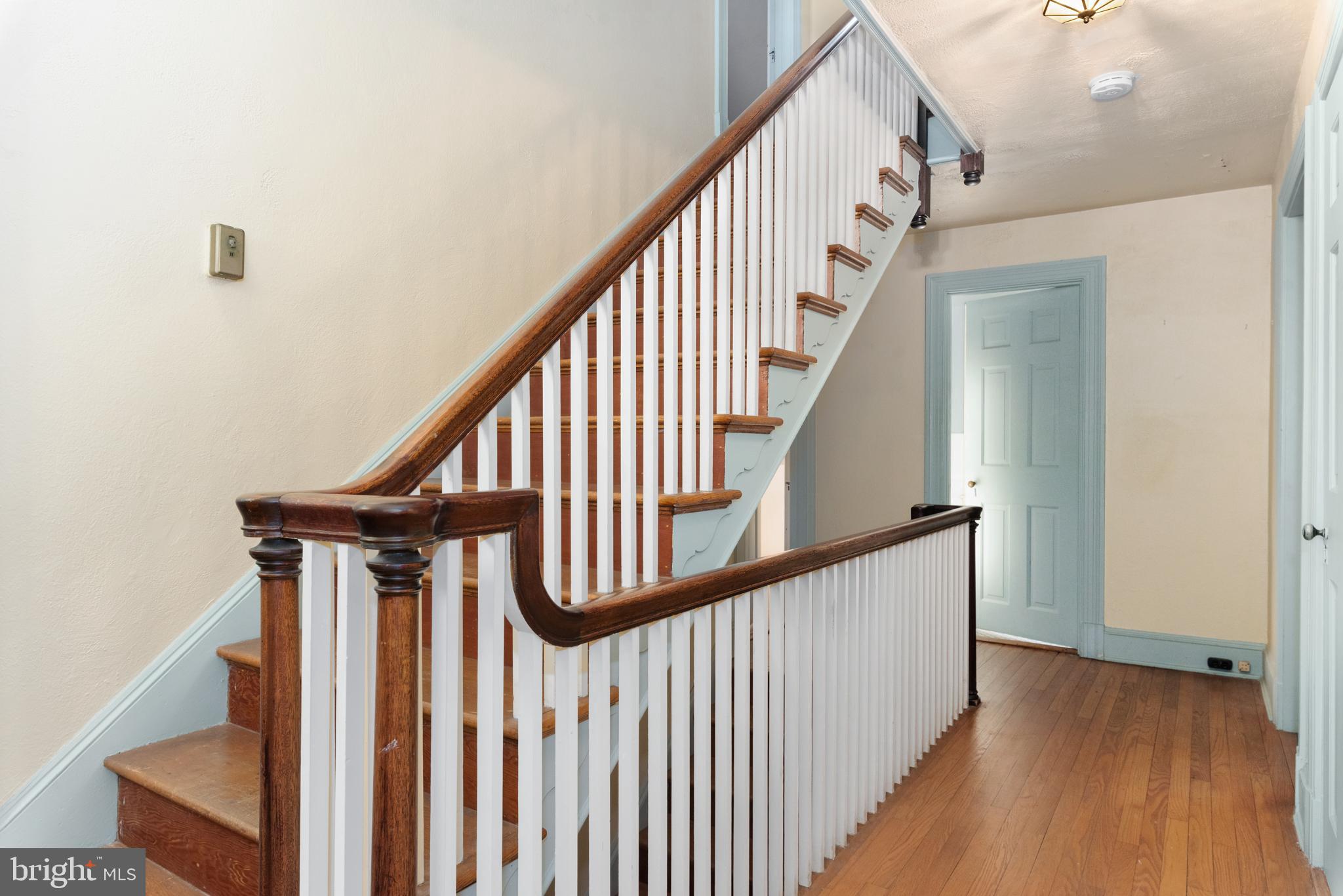 WARDOUR - Residential