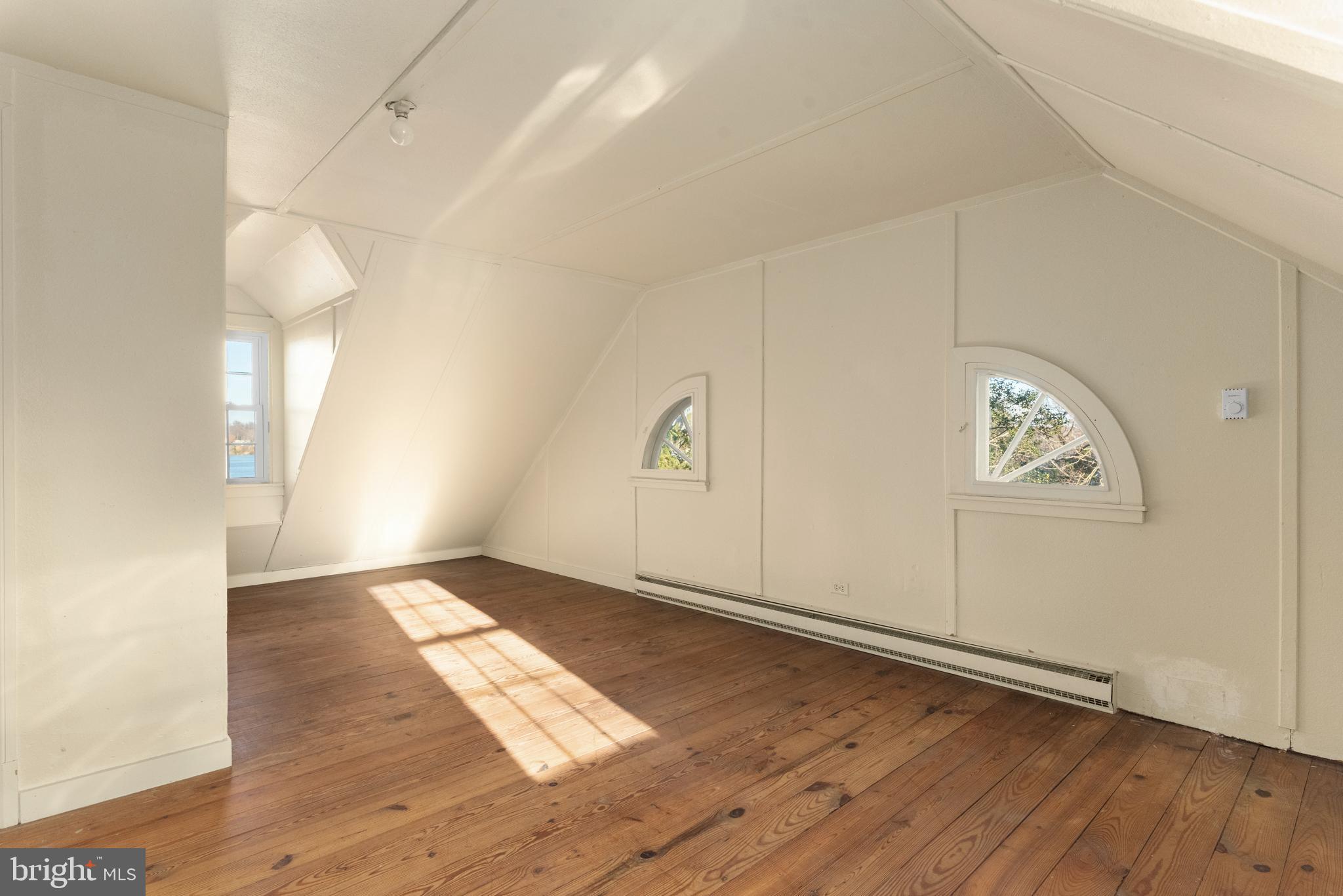 WARDOUR - Residential