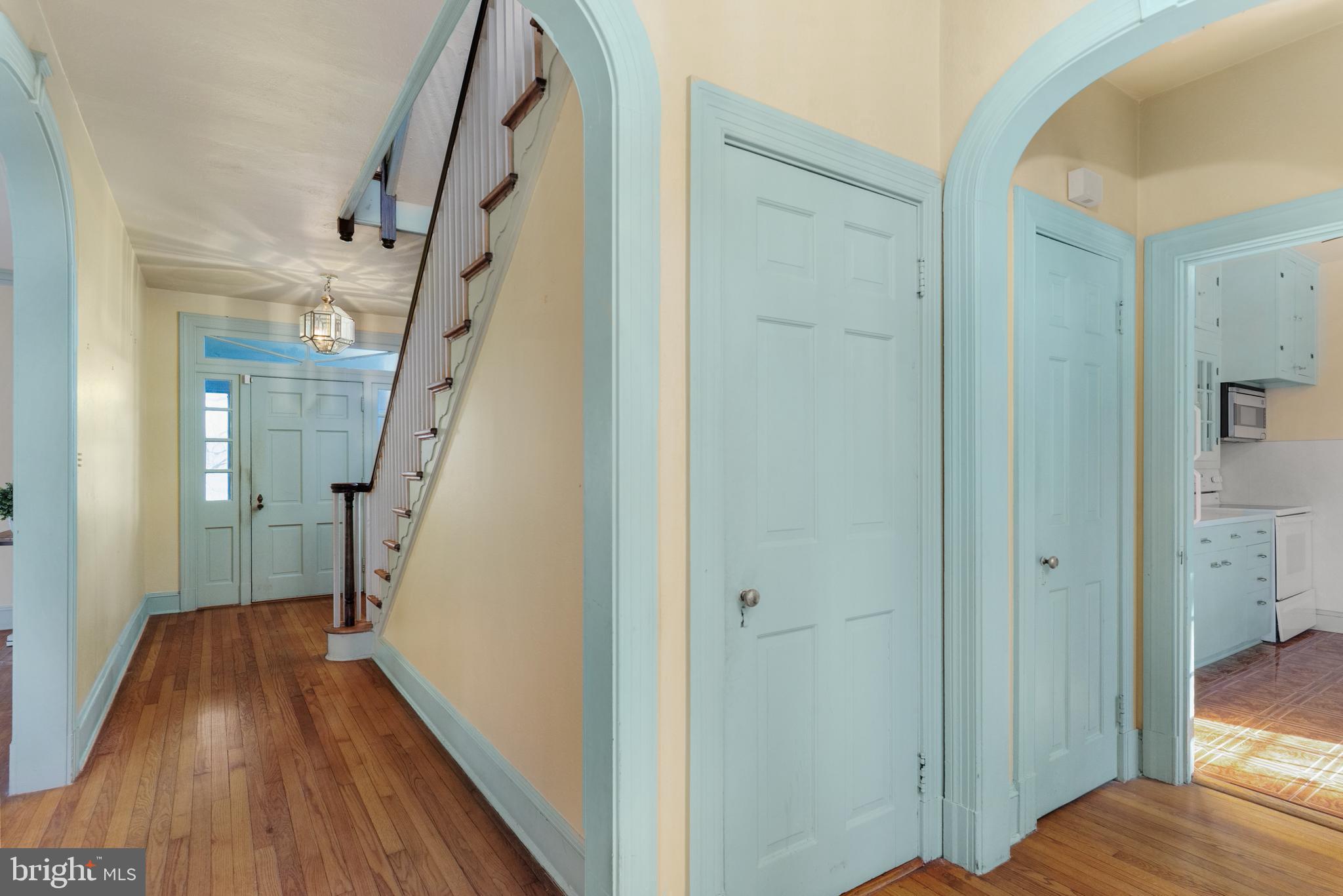 WARDOUR - Residential