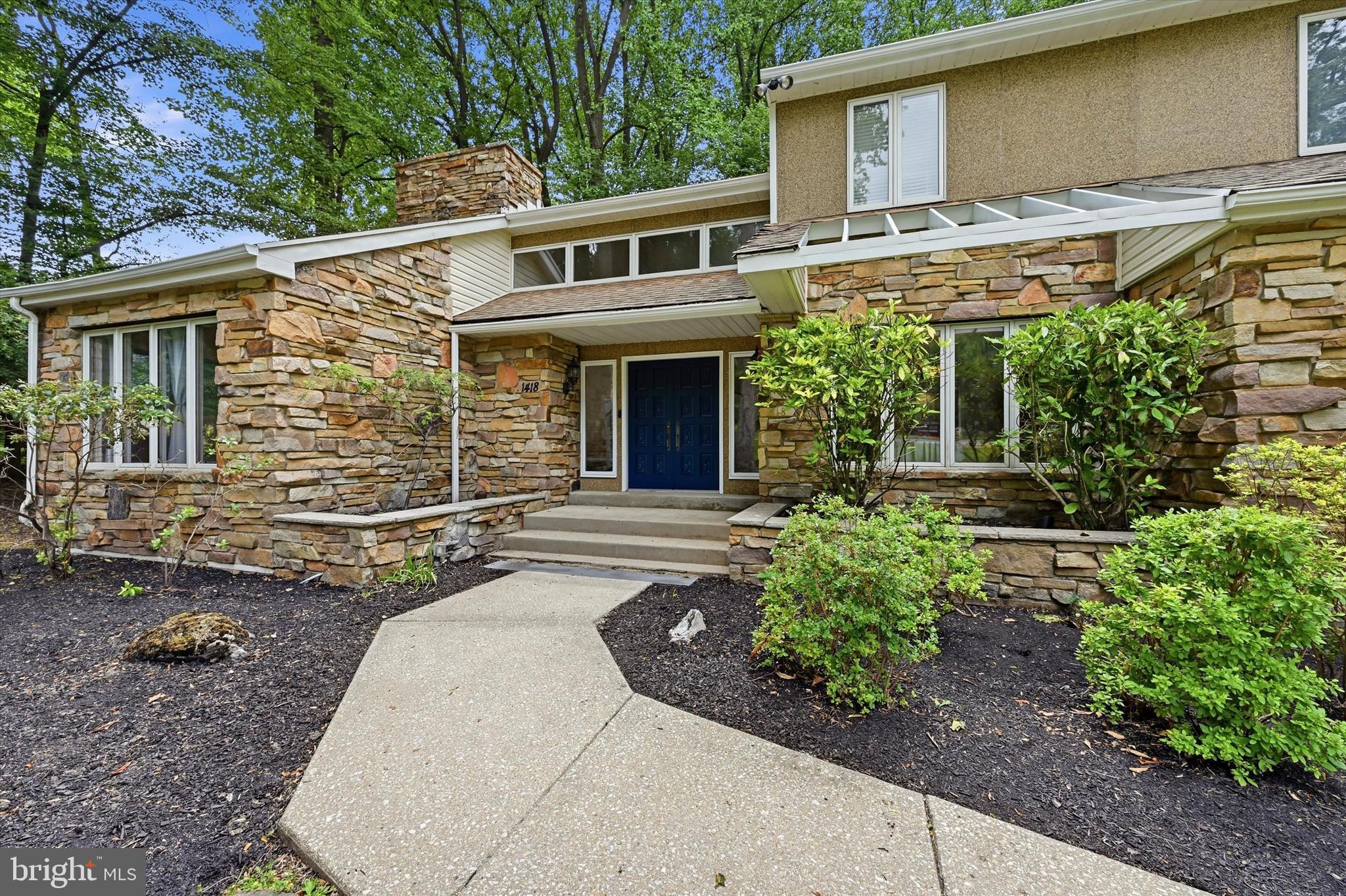 1418 BRAMBLE LANE