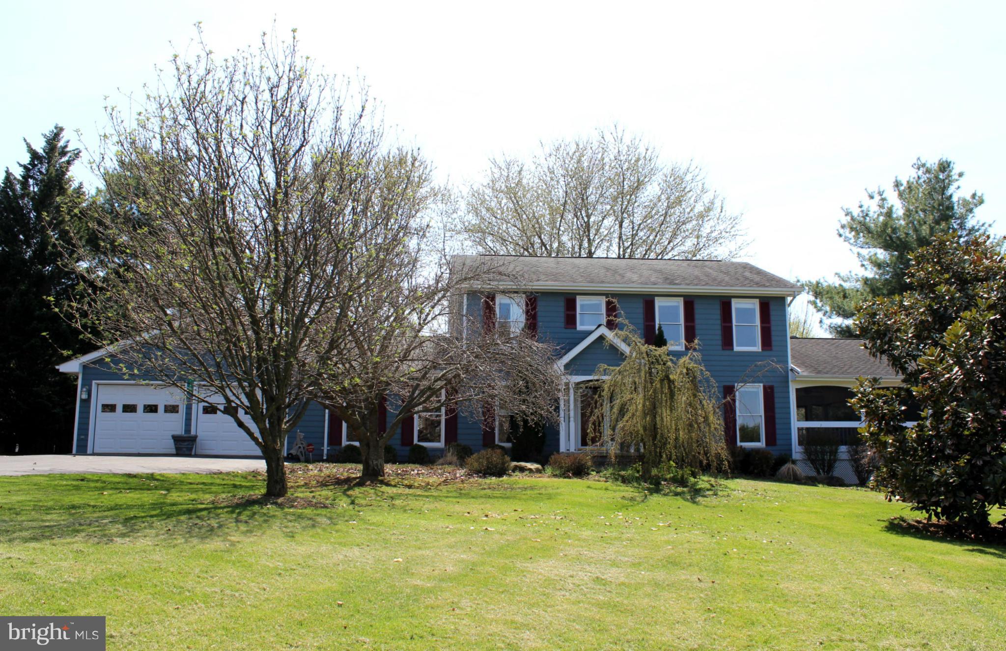 Nice Colonial on a quiet street offers hw & tile floors throughout, tall windows, lg family rm w/vaulted ceiling, lg eat-in kitchen, formal living/dining, & roomy mstr suite. Outdoor space is perfect for entertaining w/ 25' x 15' screened-in porch, deck, lg stone patio, & fenced back yard for privacy. Spacious 2 acre lot w/gorgeous blooming trees & mountain views. Close to Rt 9 for VA commuters.