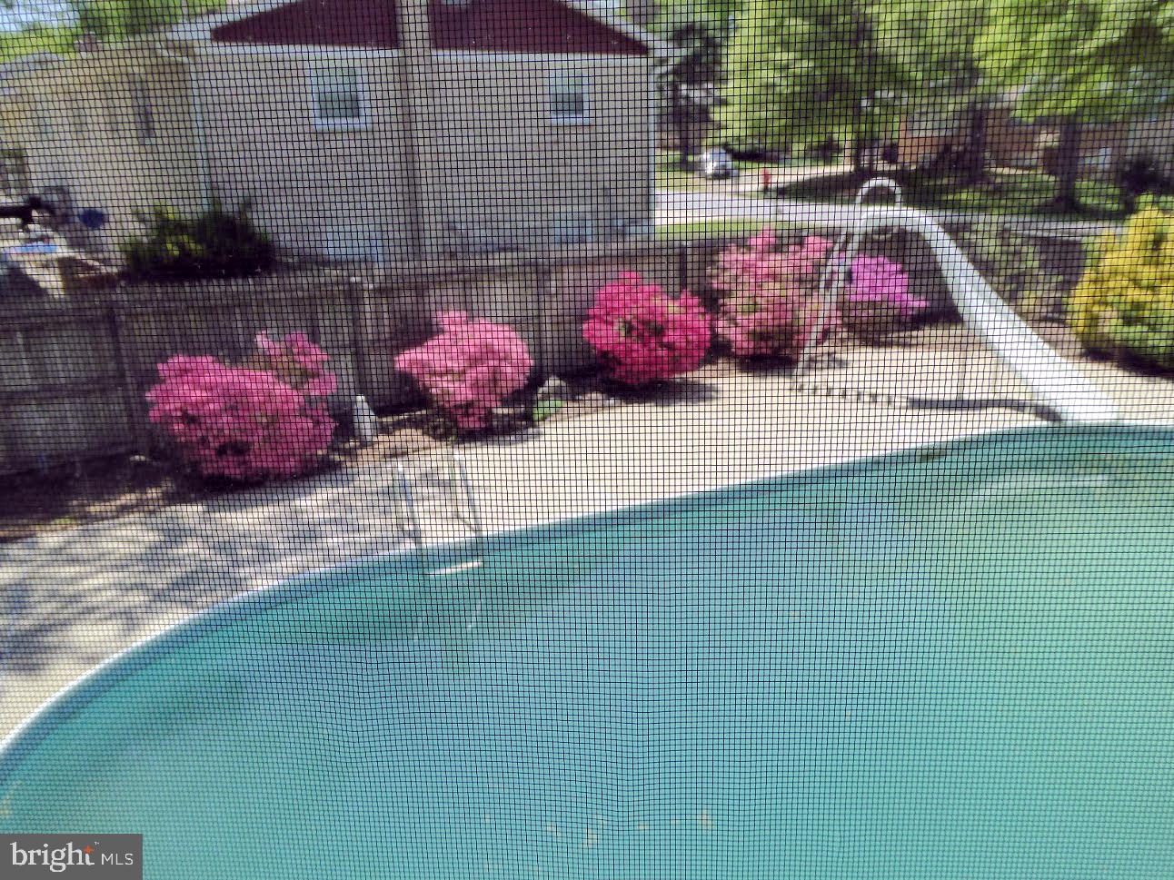 CLINTON ACRES - Residential