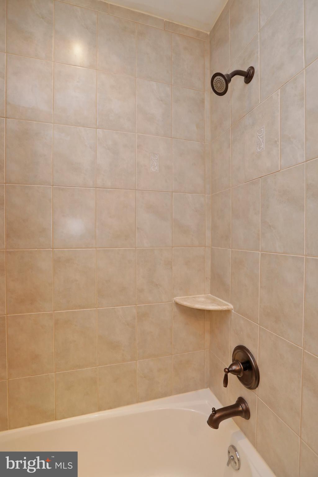 CLINTON ACRES - Residential