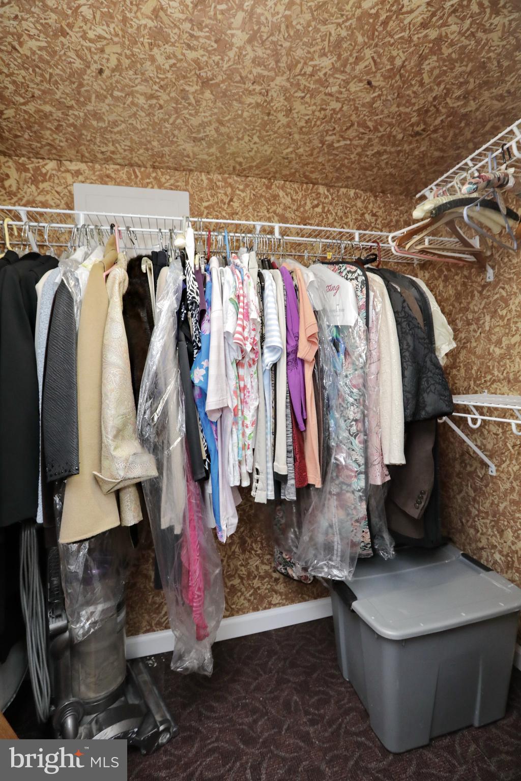 CLINTON ACRES - Residential