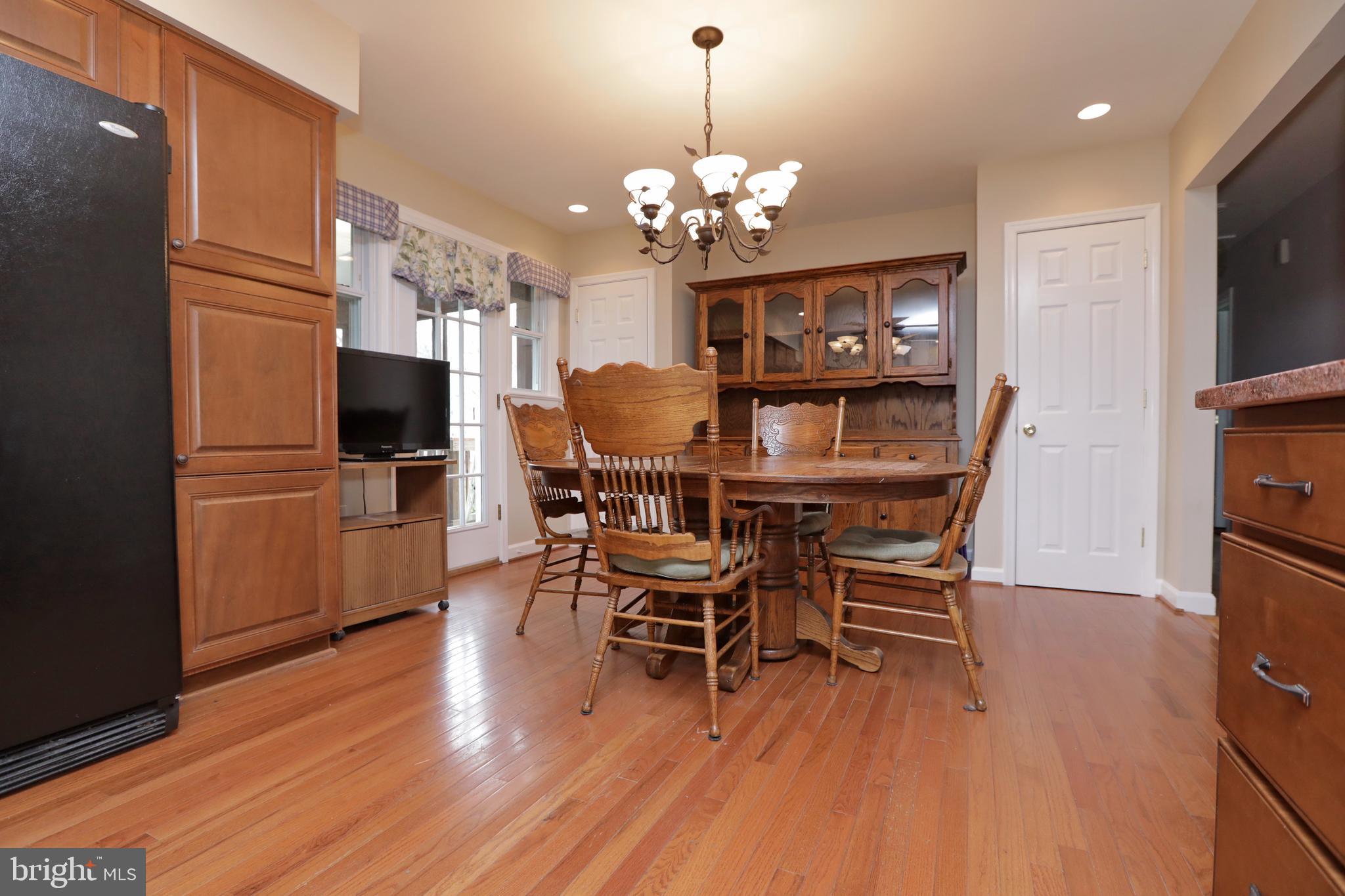 CLINTON ACRES - Residential