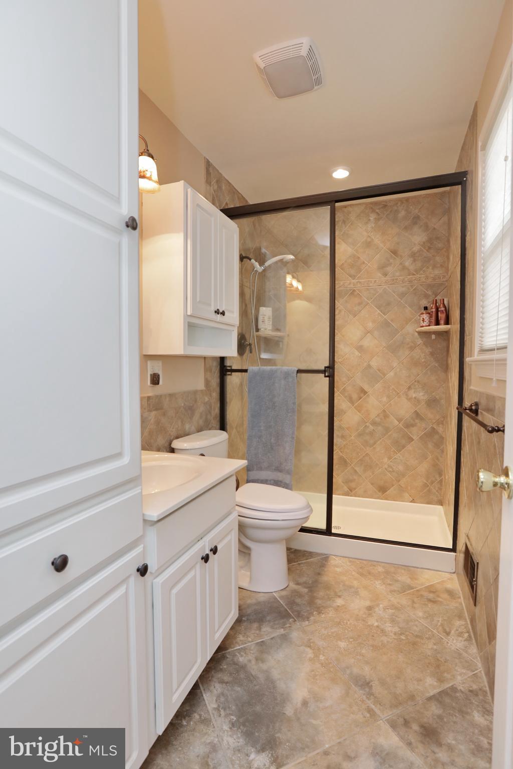 CLINTON ACRES - Residential