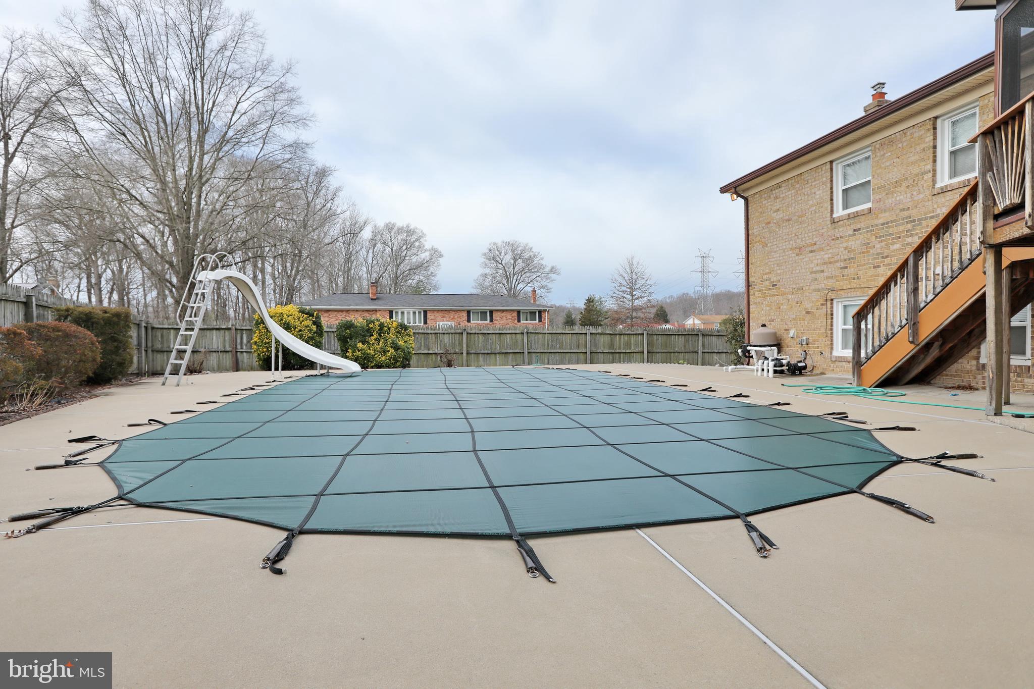 CLINTON ACRES - Residential