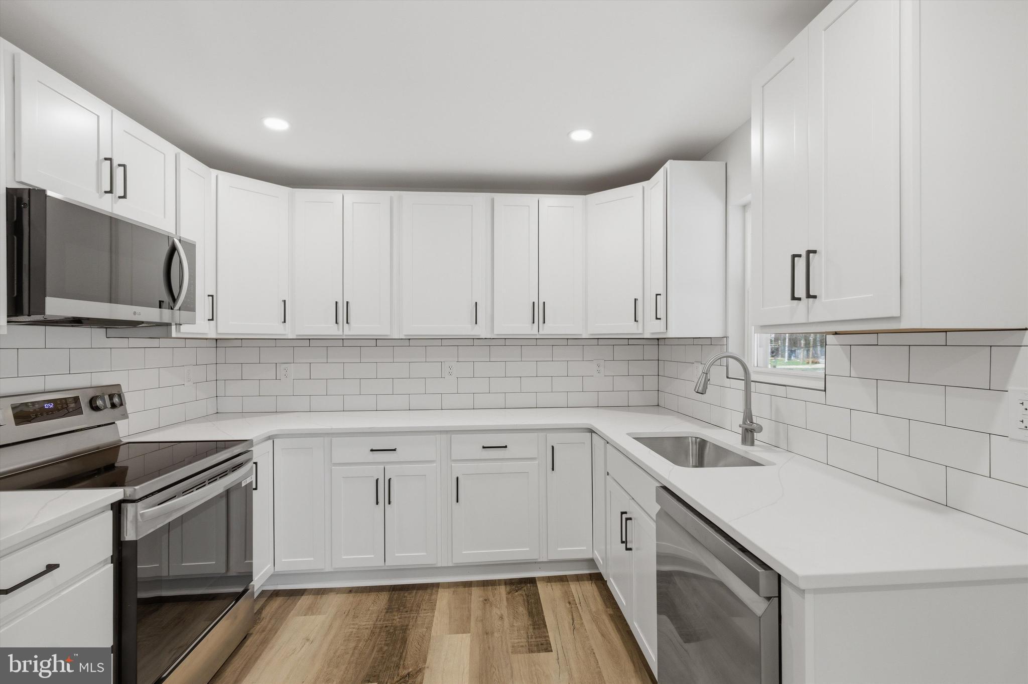 LENNOX PARK - Residential