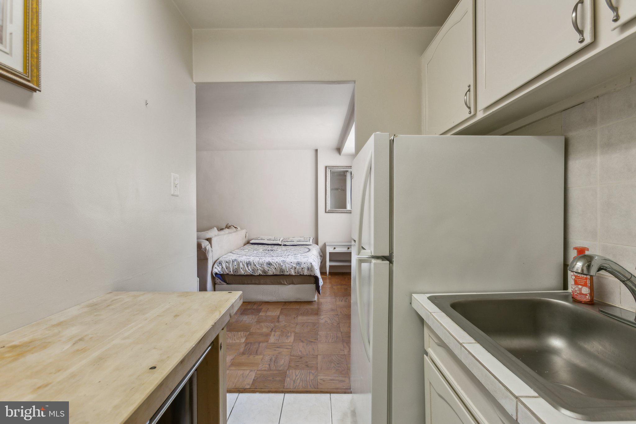 LOGAN CIRCLE - Residential