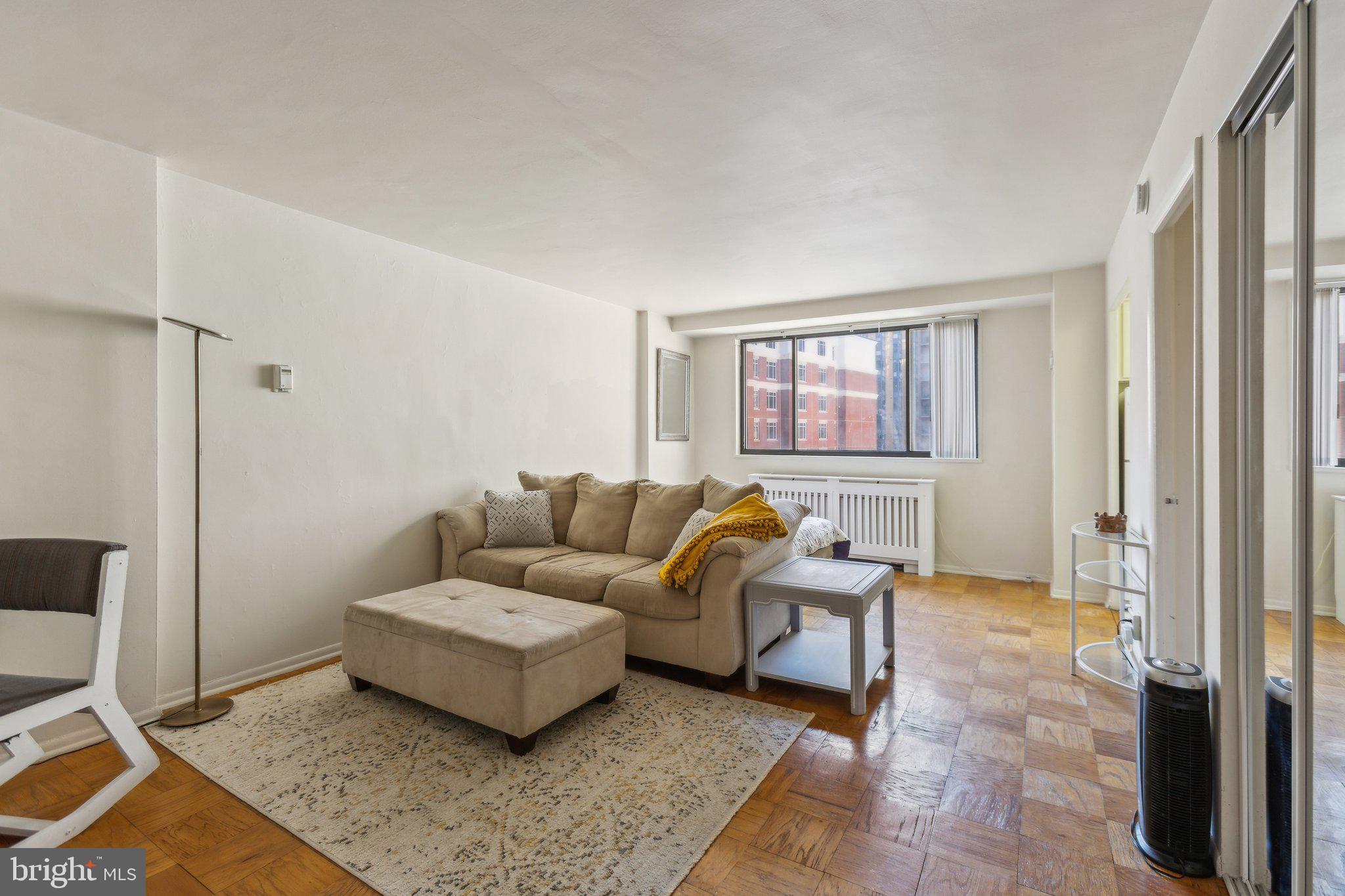 LOGAN CIRCLE - Residential