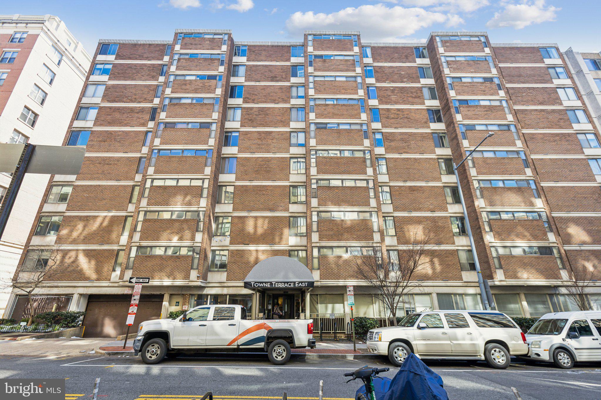 LOGAN CIRCLE - Residential