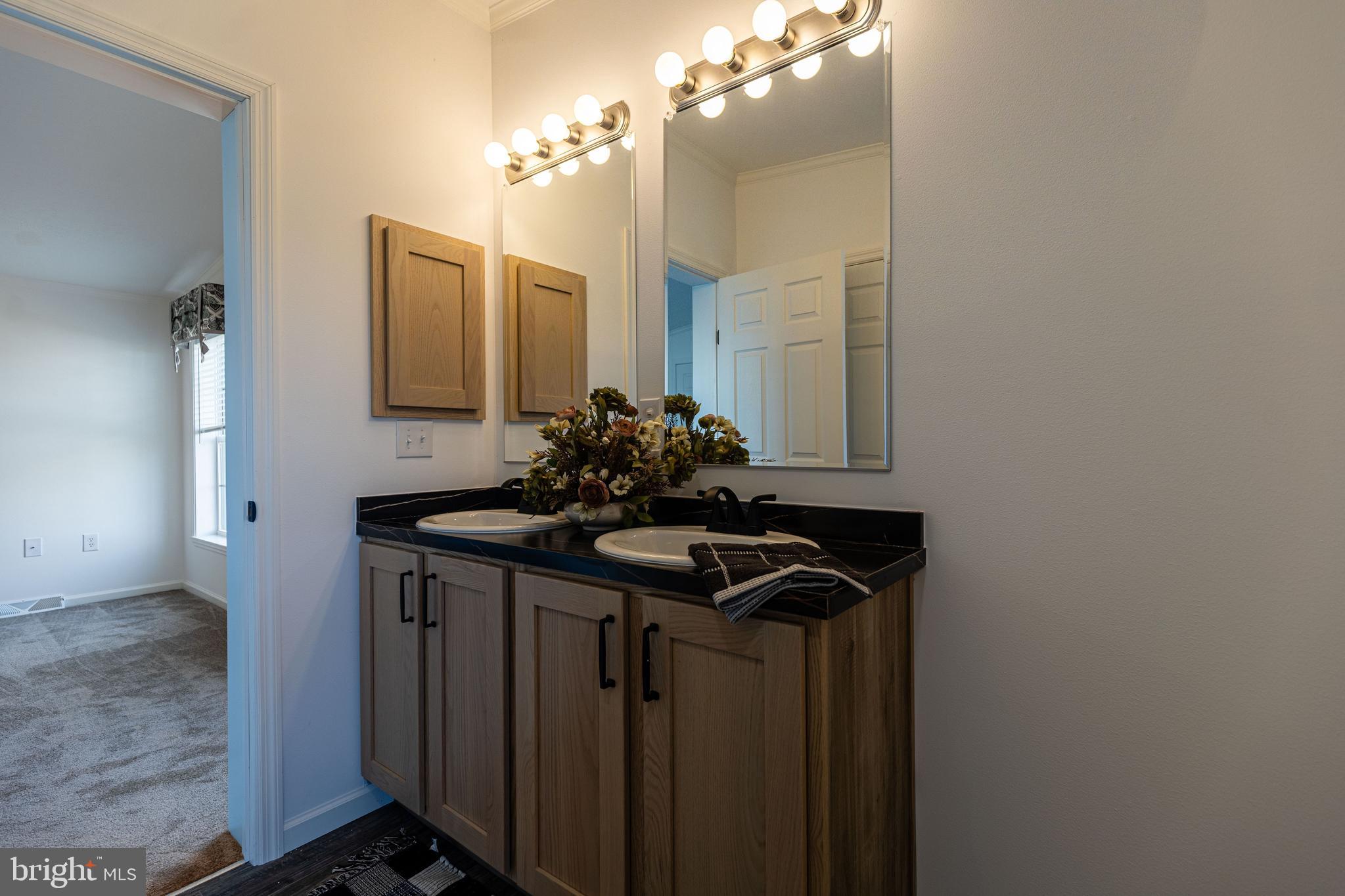 SHIPPENSBURG VILLAGE - Residential