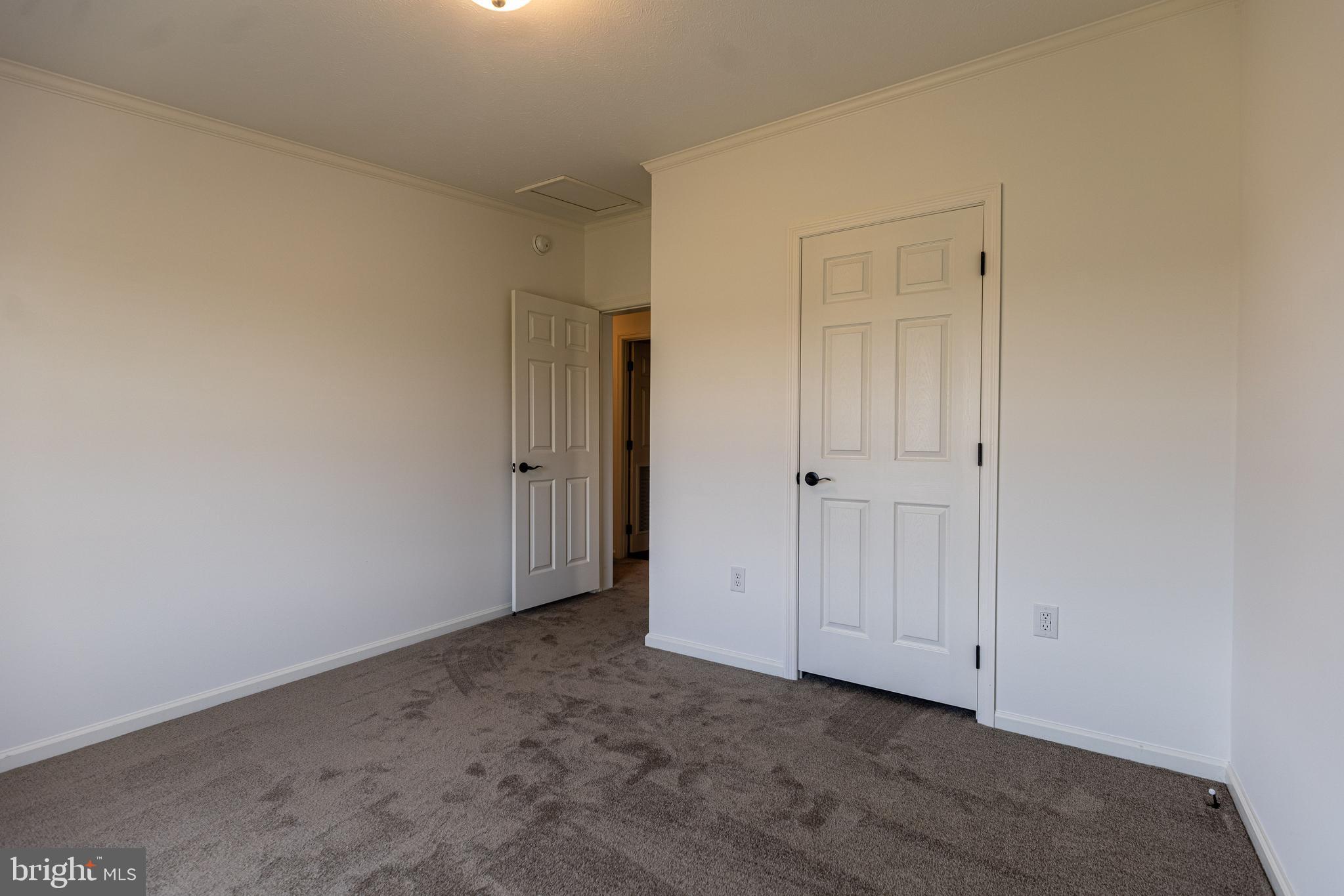 SHIPPENSBURG VILLAGE - Residential