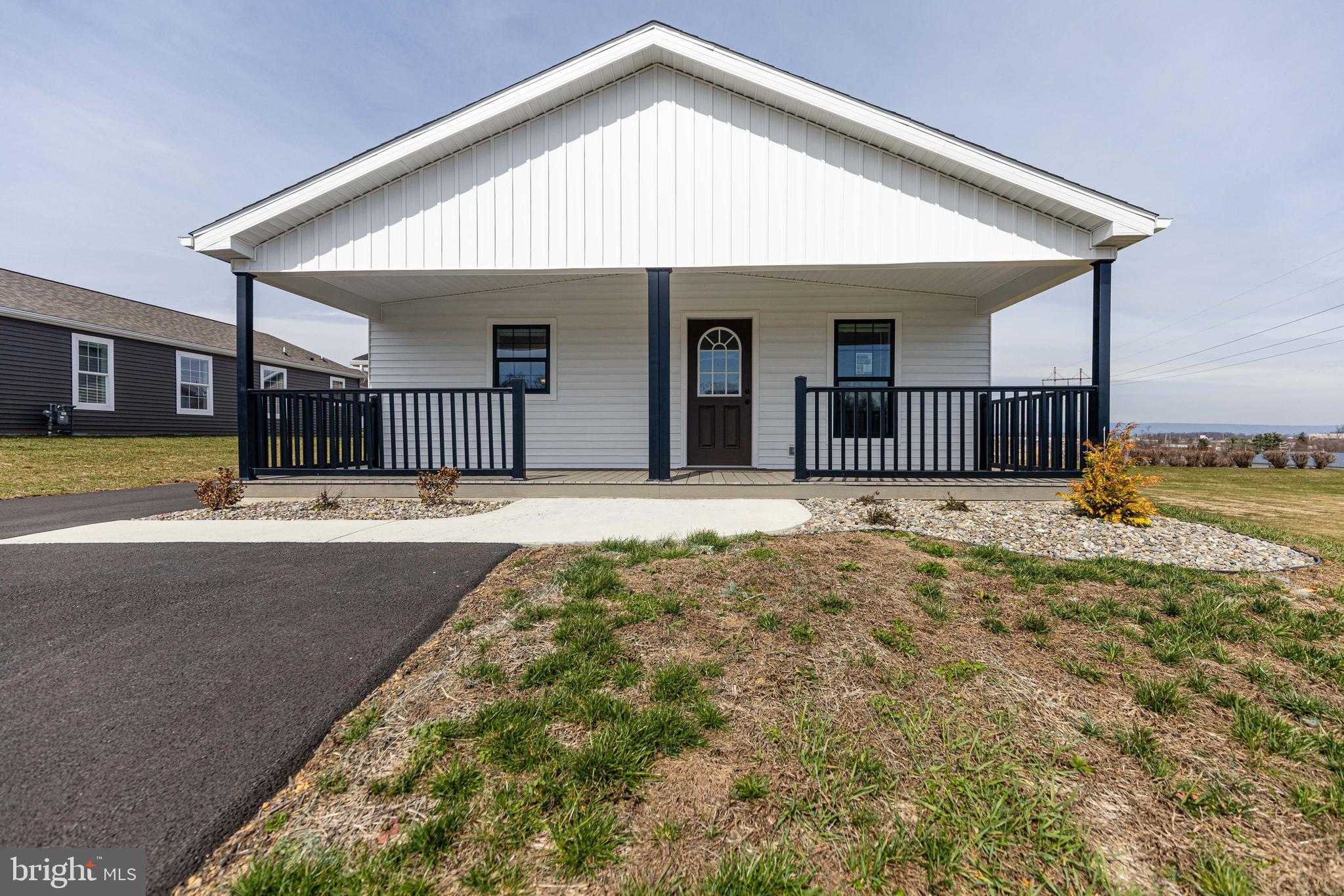 SHIPPENSBURG VILLAGE - Residential