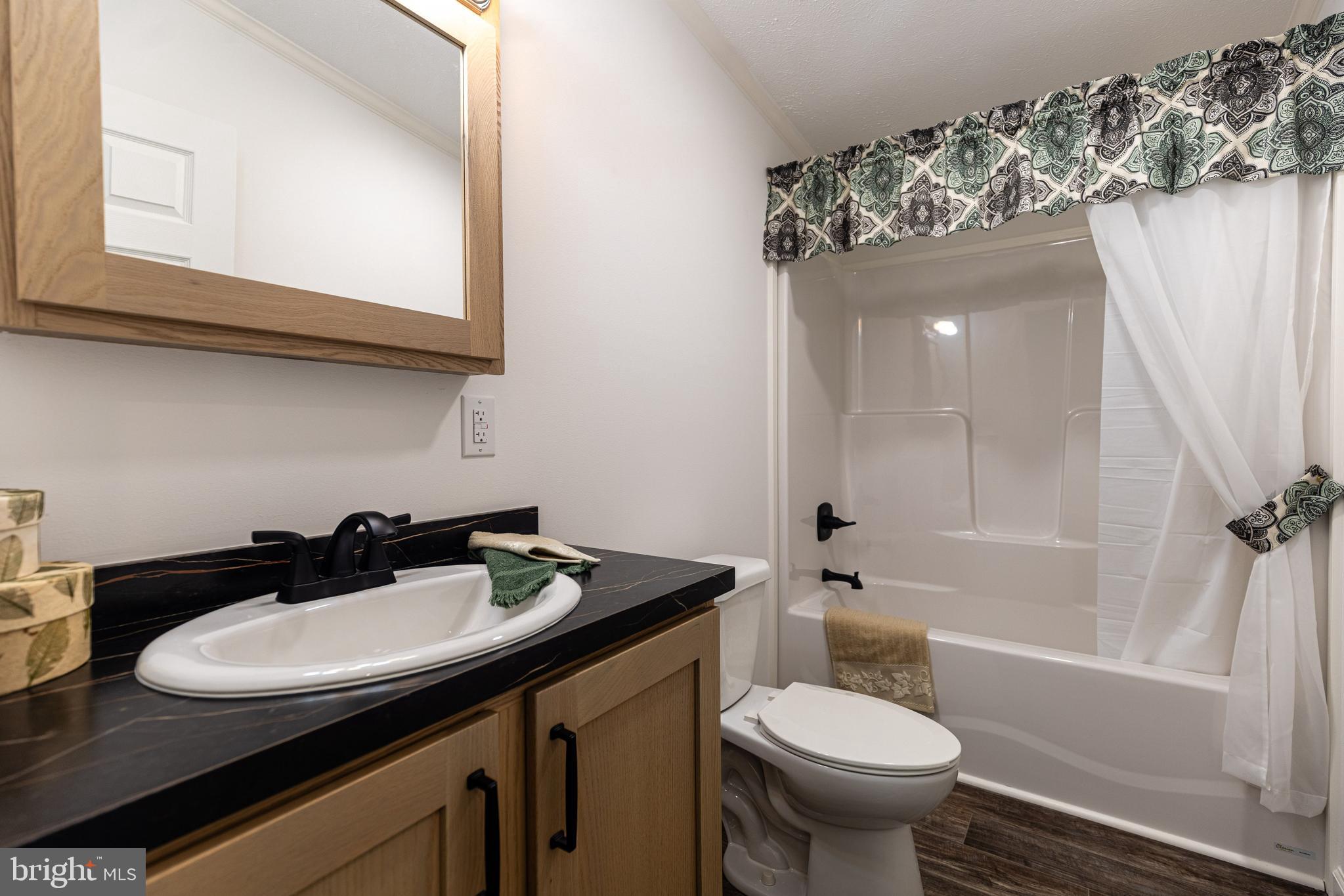 SHIPPENSBURG VILLAGE - Residential