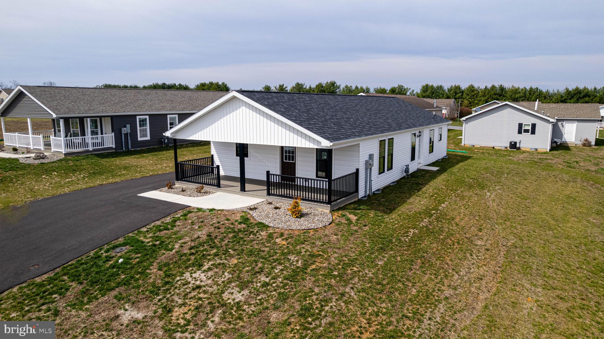 SHIPPENSBURG VILLAGE - Residential