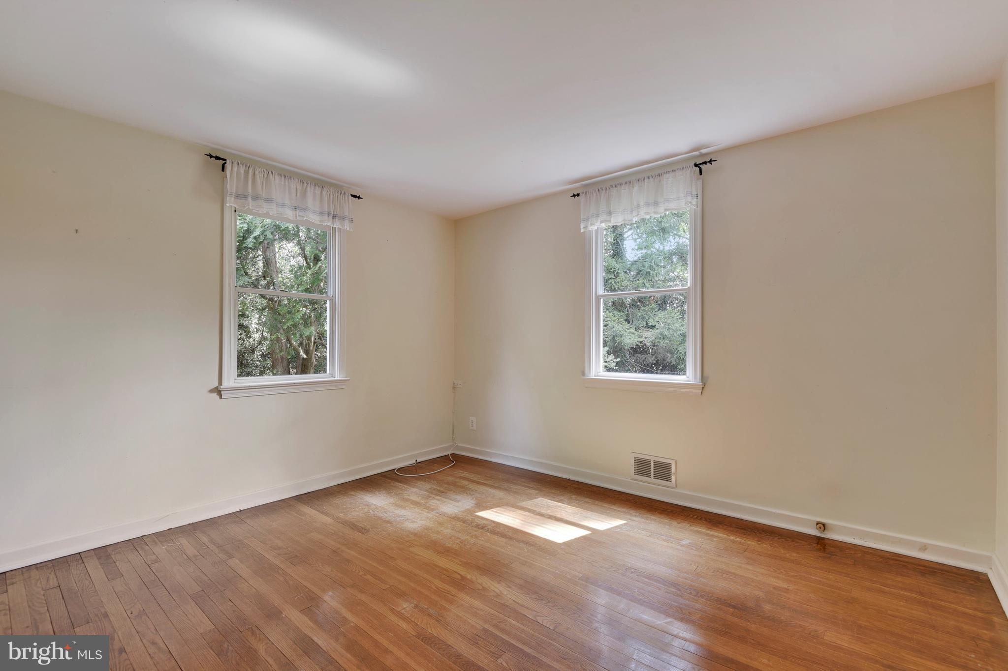 HORNCREST - Residential