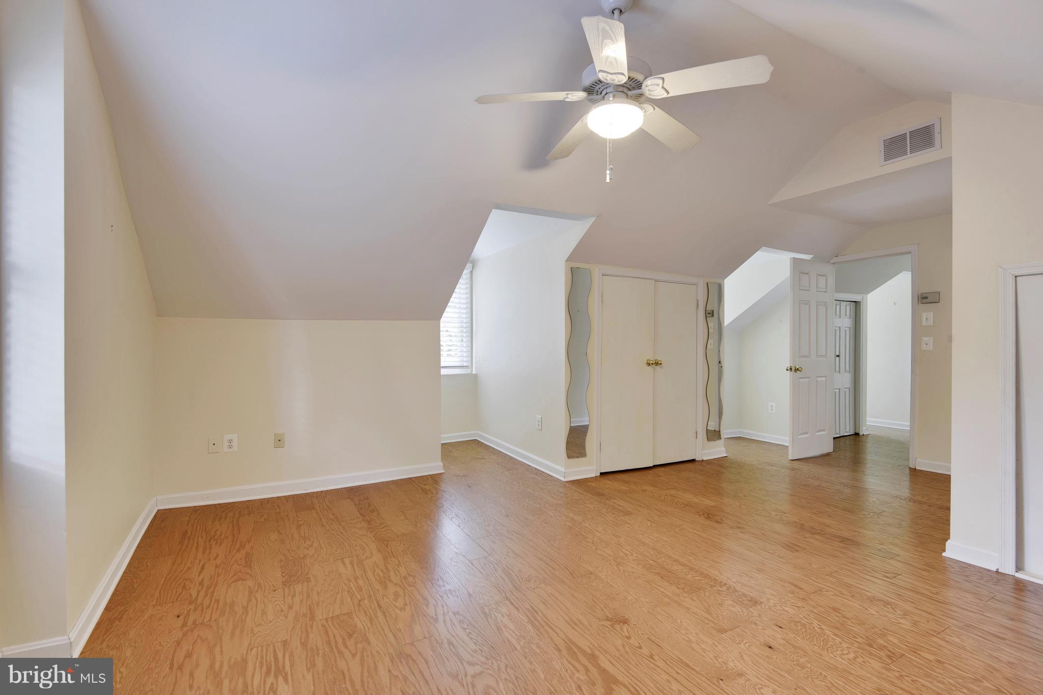 HORNCREST - Residential