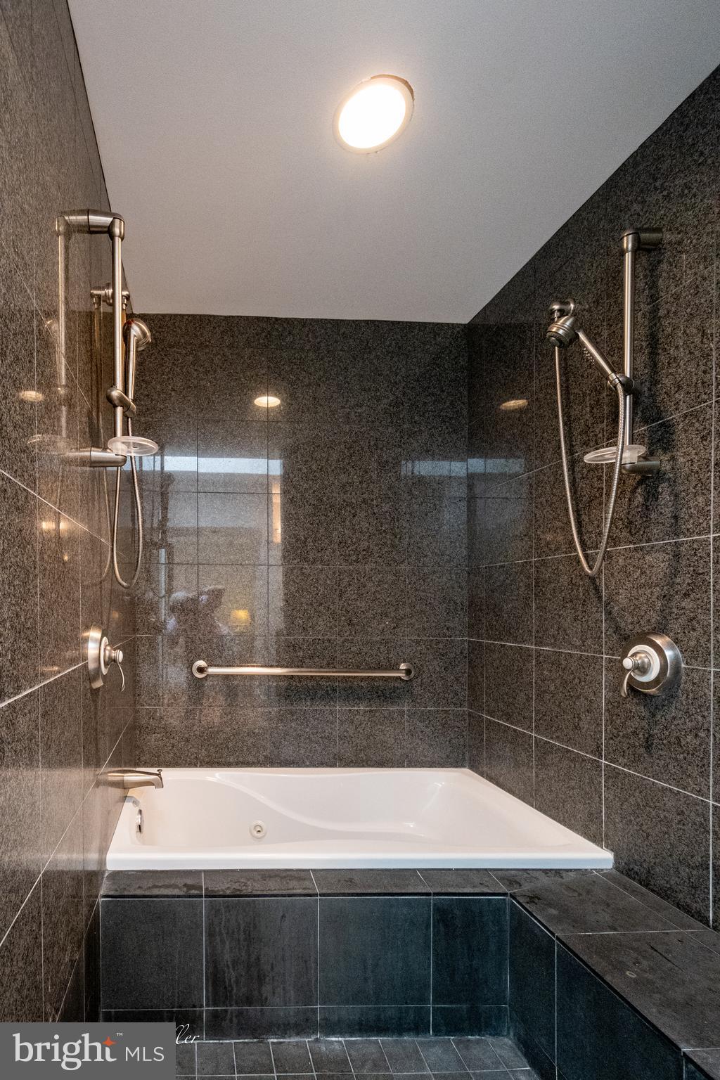 WINDEMERE - Residential