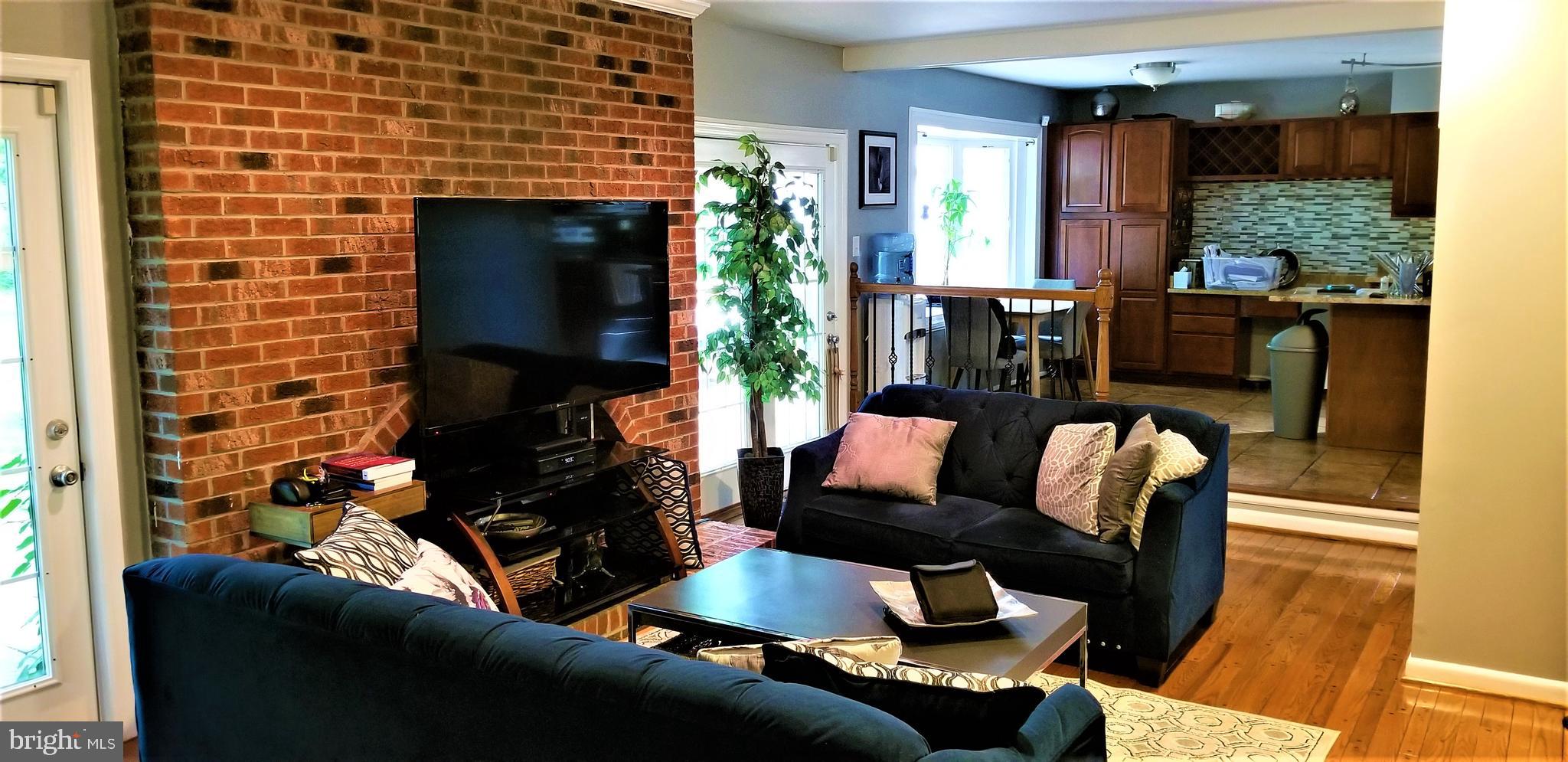 KIMBERLY WOODS - Residential