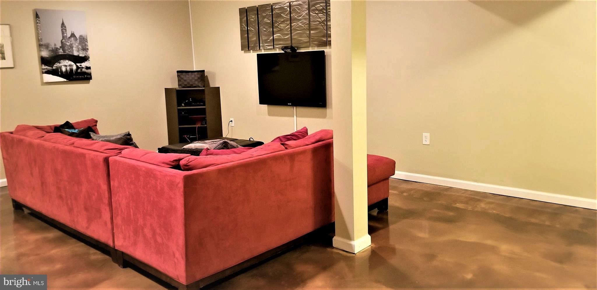 KIMBERLY WOODS - Residential