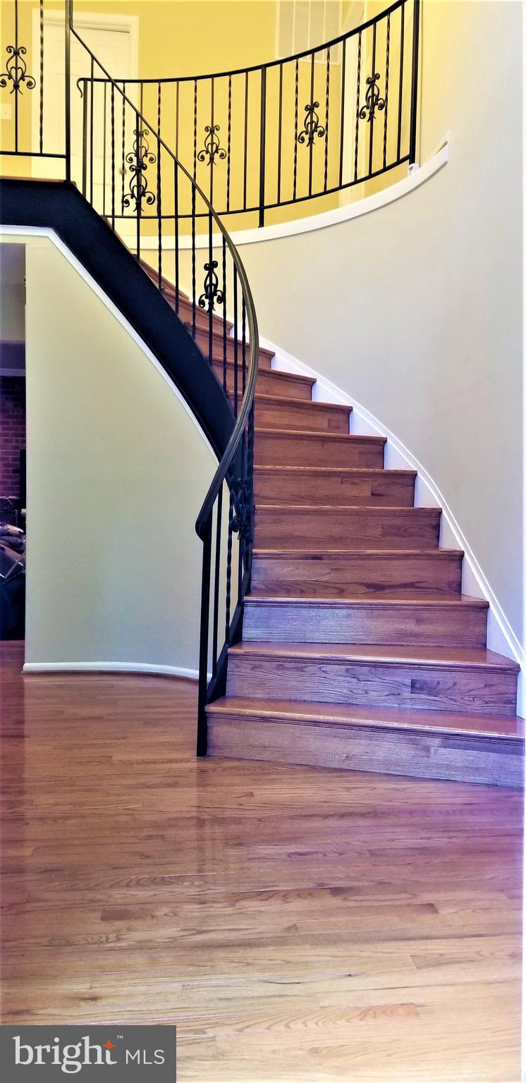 KIMBERLY WOODS - Residential