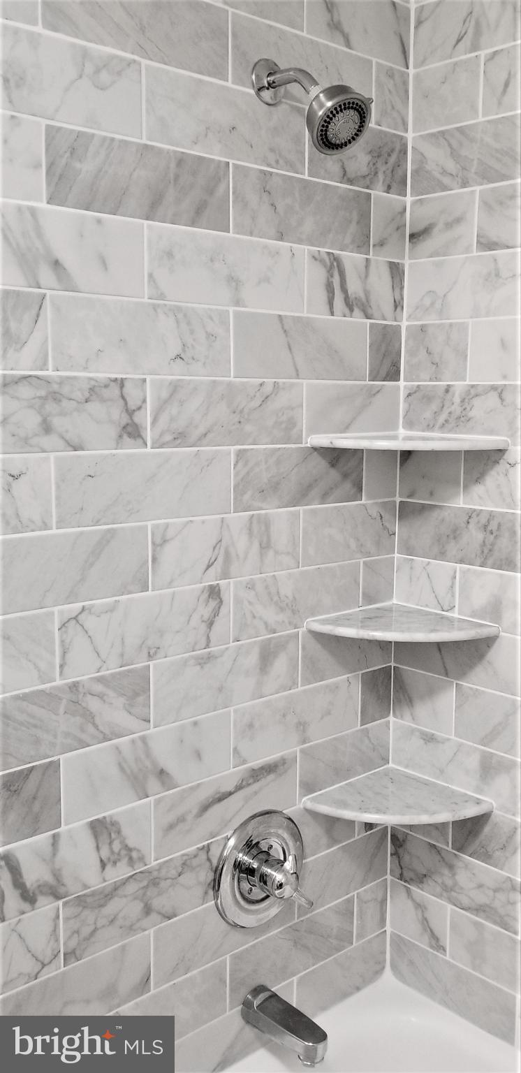 KIMBERLY WOODS - Residential