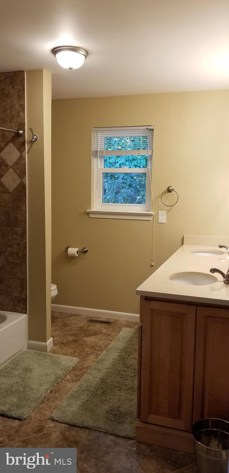 KIMBERLY WOODS - Residential