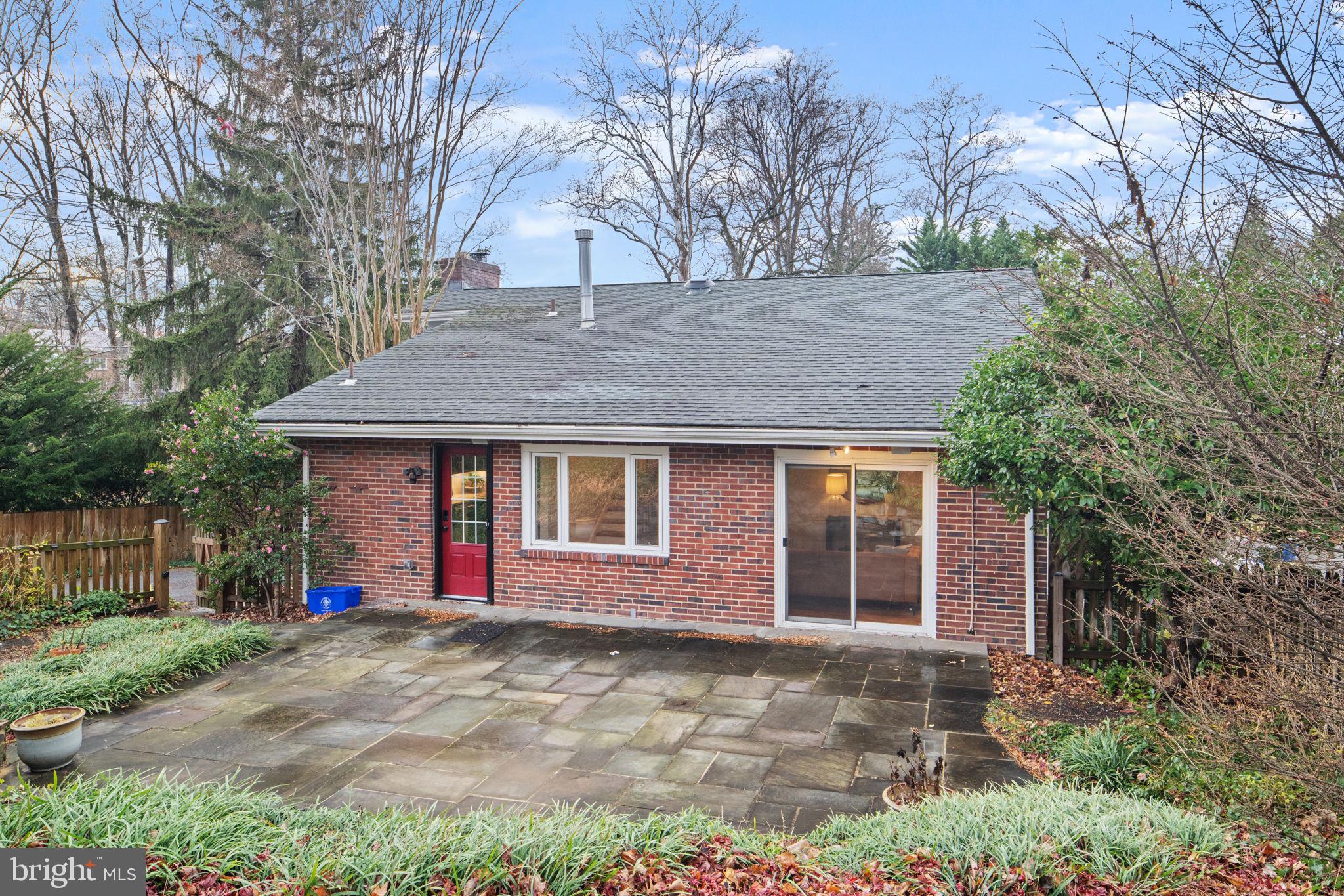 NORTH CHEVY CHASE - Residential