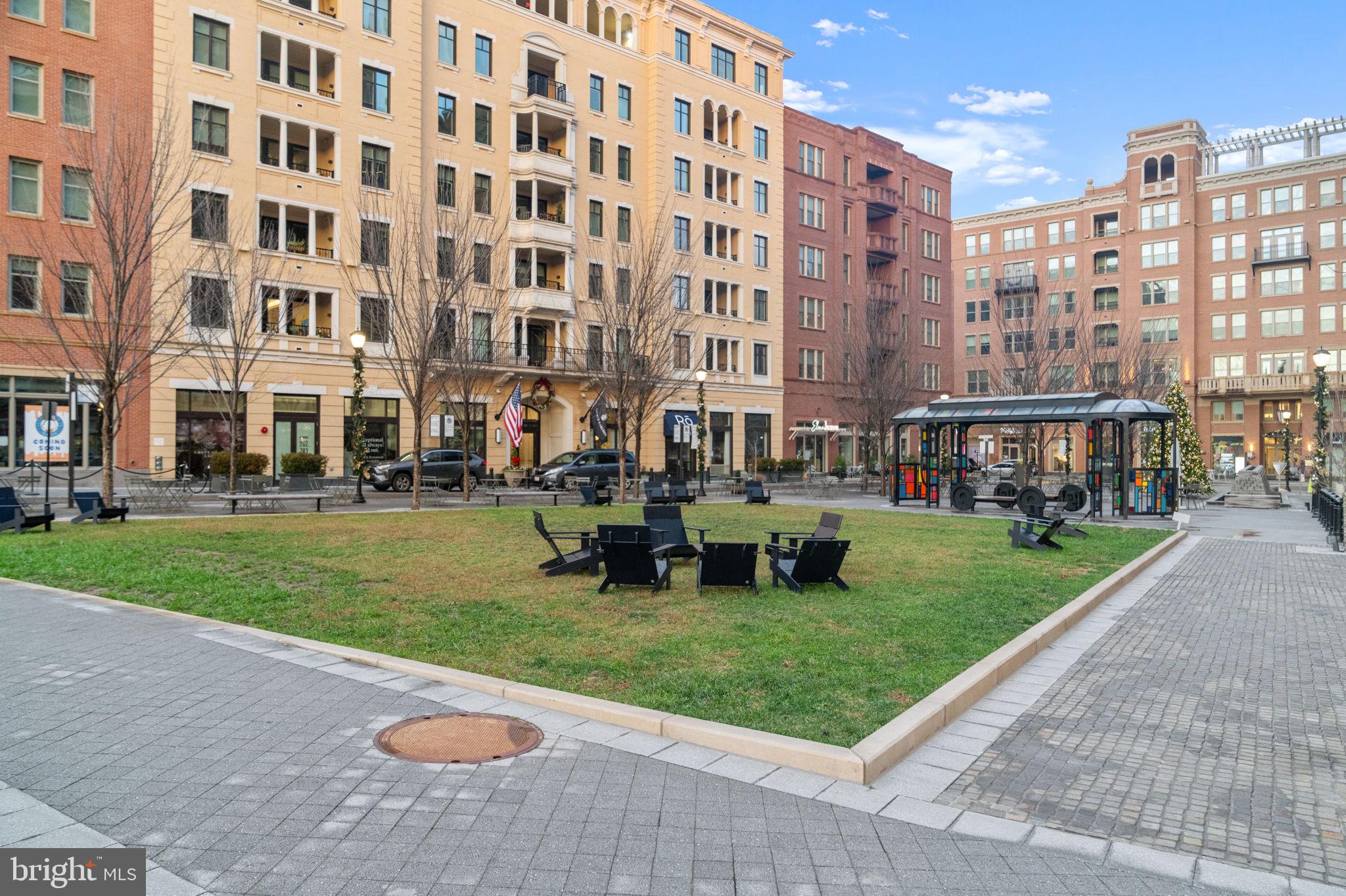 NORTH CHEVY CHASE - Residential