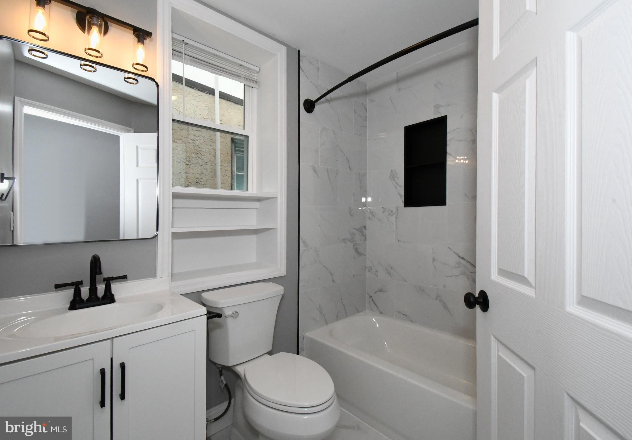 STRAWBERRY MANSION - Residential