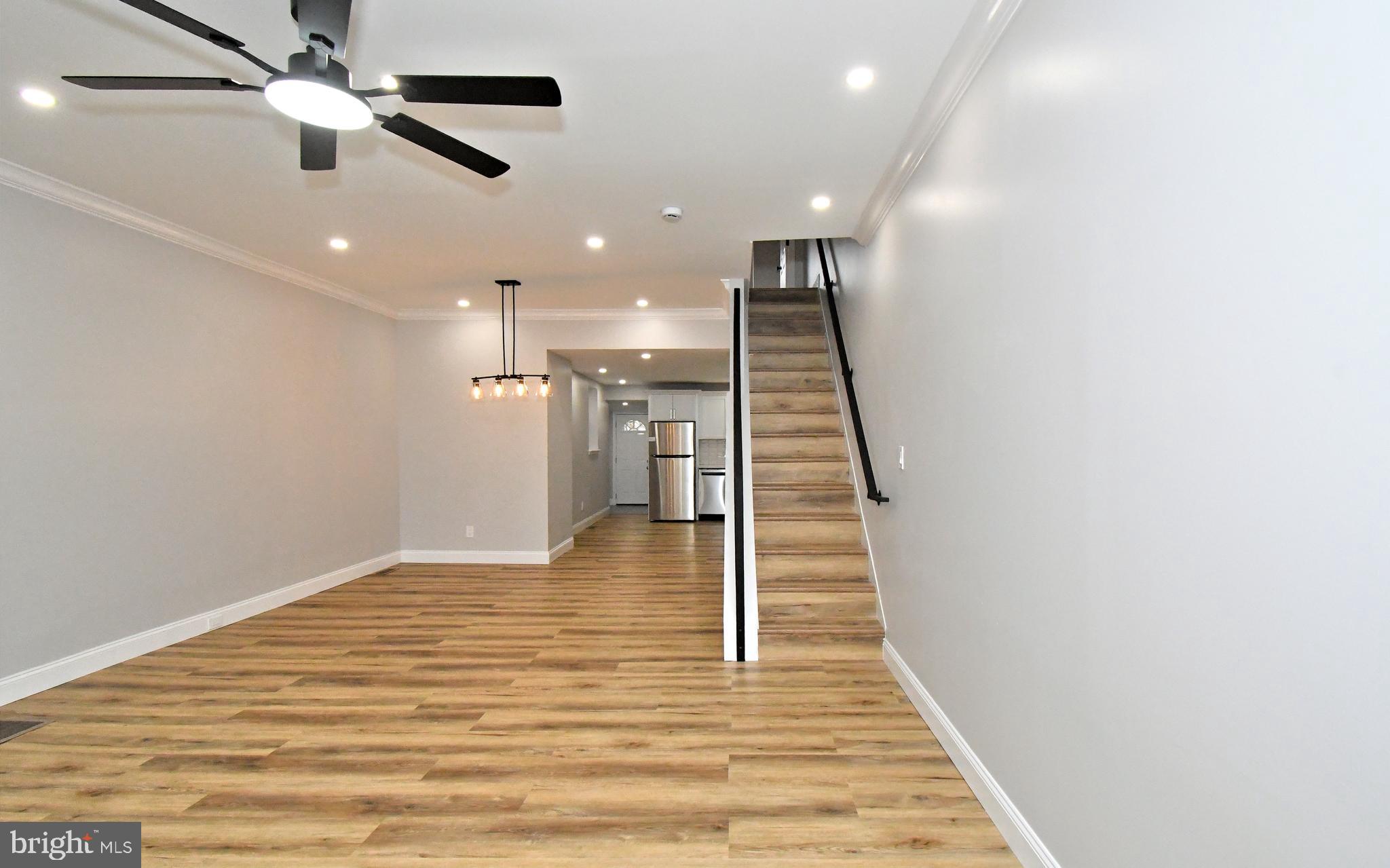 STRAWBERRY MANSION - Residential