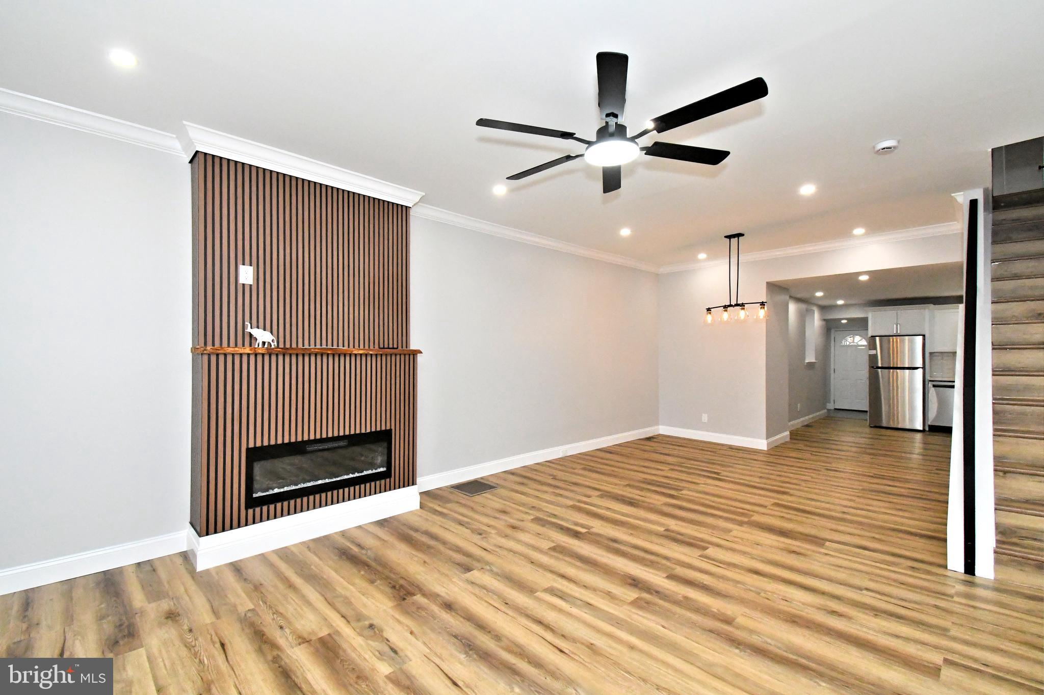 STRAWBERRY MANSION - Residential