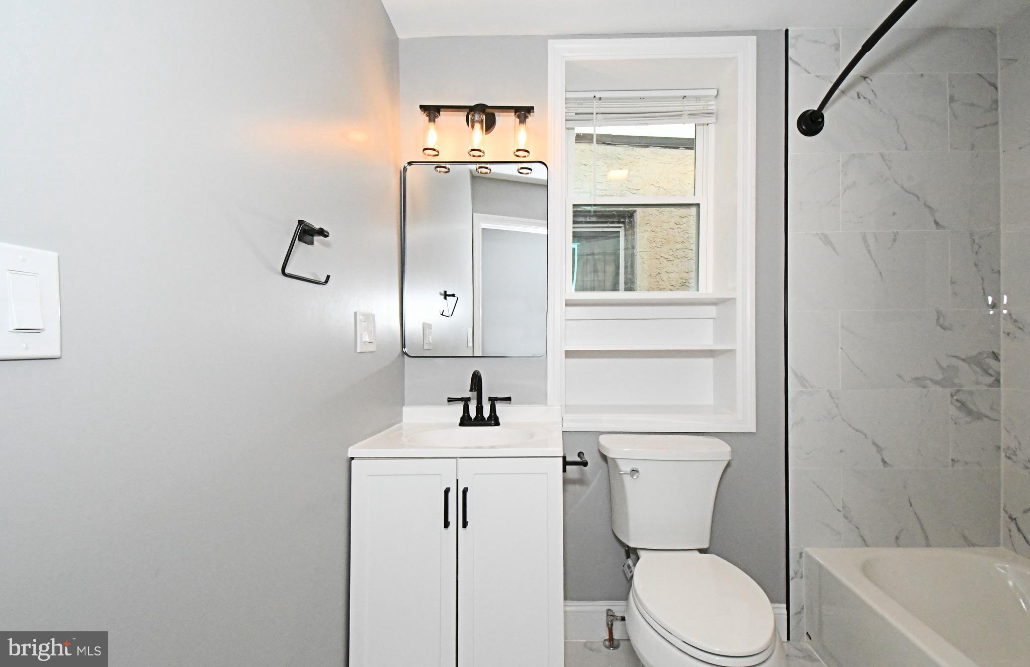 STRAWBERRY MANSION - Residential