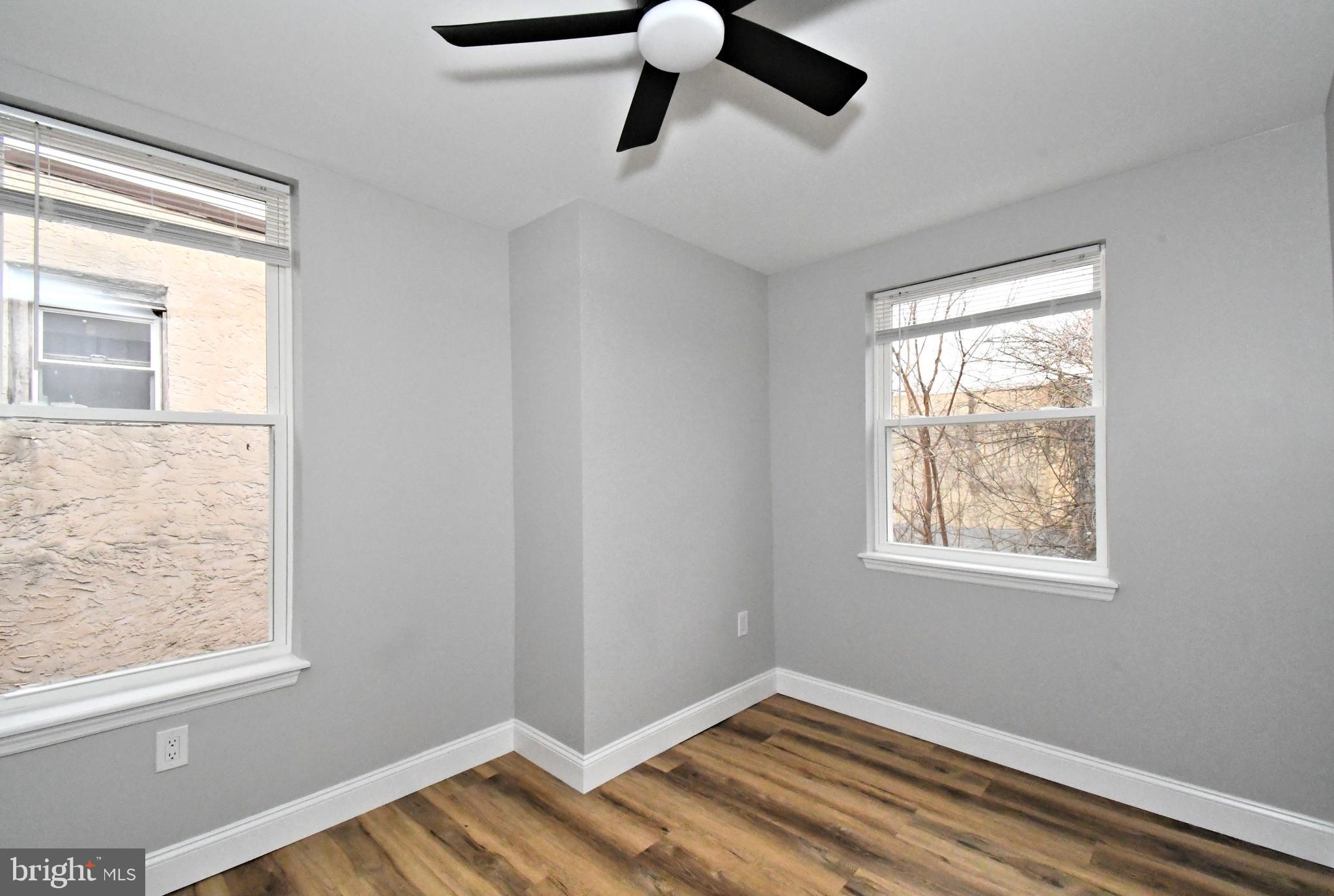 STRAWBERRY MANSION - Residential