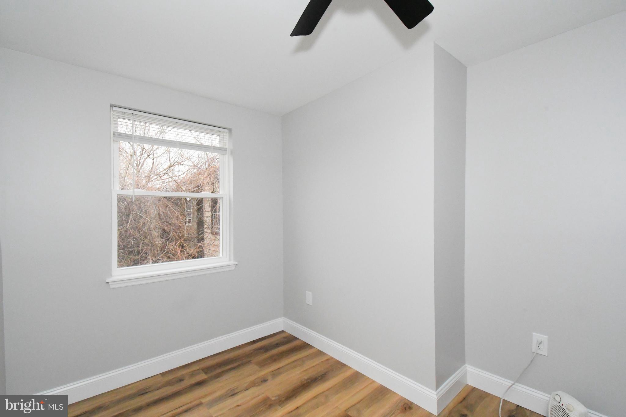 STRAWBERRY MANSION - Residential