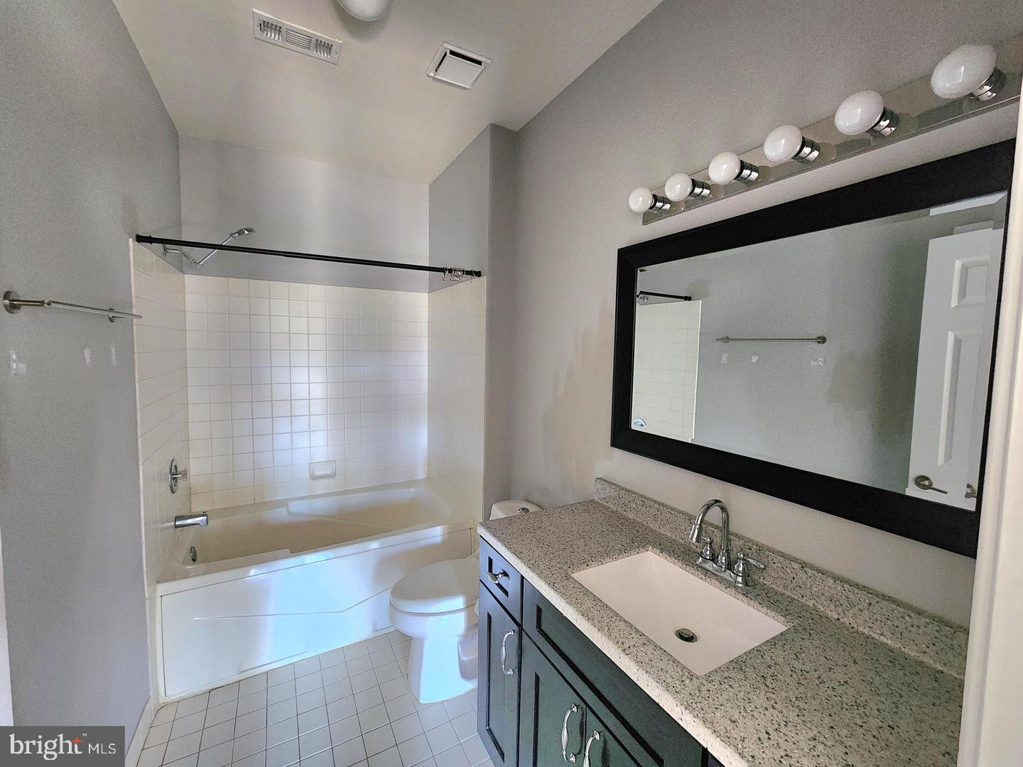 CORNERSTONE - Residential