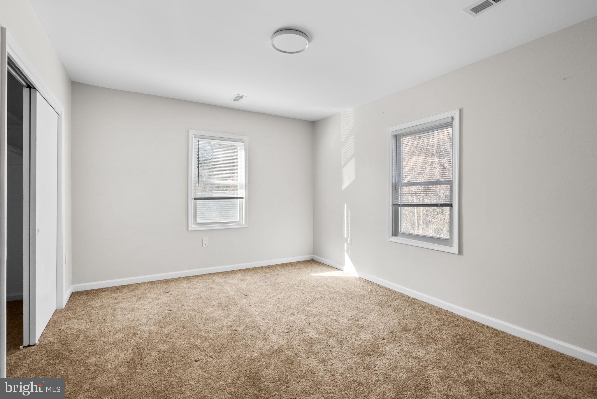 CAPITOL HEIGHTS - Residential