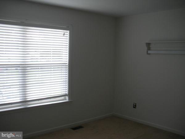 SOUTH OAKS - Residential Lease