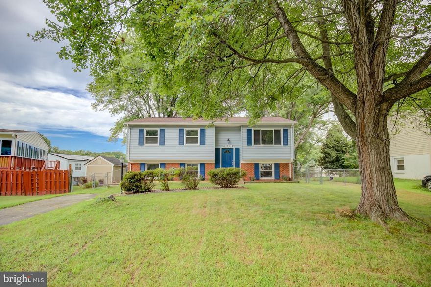 Welcome to this beautiful luxury single family house in dale city. It has 4  bedrooms and 2 full bathrooms. This house has gone through major upgrades which includes new laminated floors, it has new paint, new appliances, new doors and fully renovated kitchen with modern fixtures including new cabinets, white quartz counter tops and new beautiful back splash. The kitchen has two lazy Susans. One big bedroom in the basement with a full bathroom with a standing shower. New master bathroom with double vanity and bath tub.  The house overall, has plenty of storage. The design makes the property look spacious and well lit. Potomac mills and all the major highways. Hurry up, its not going to last long!