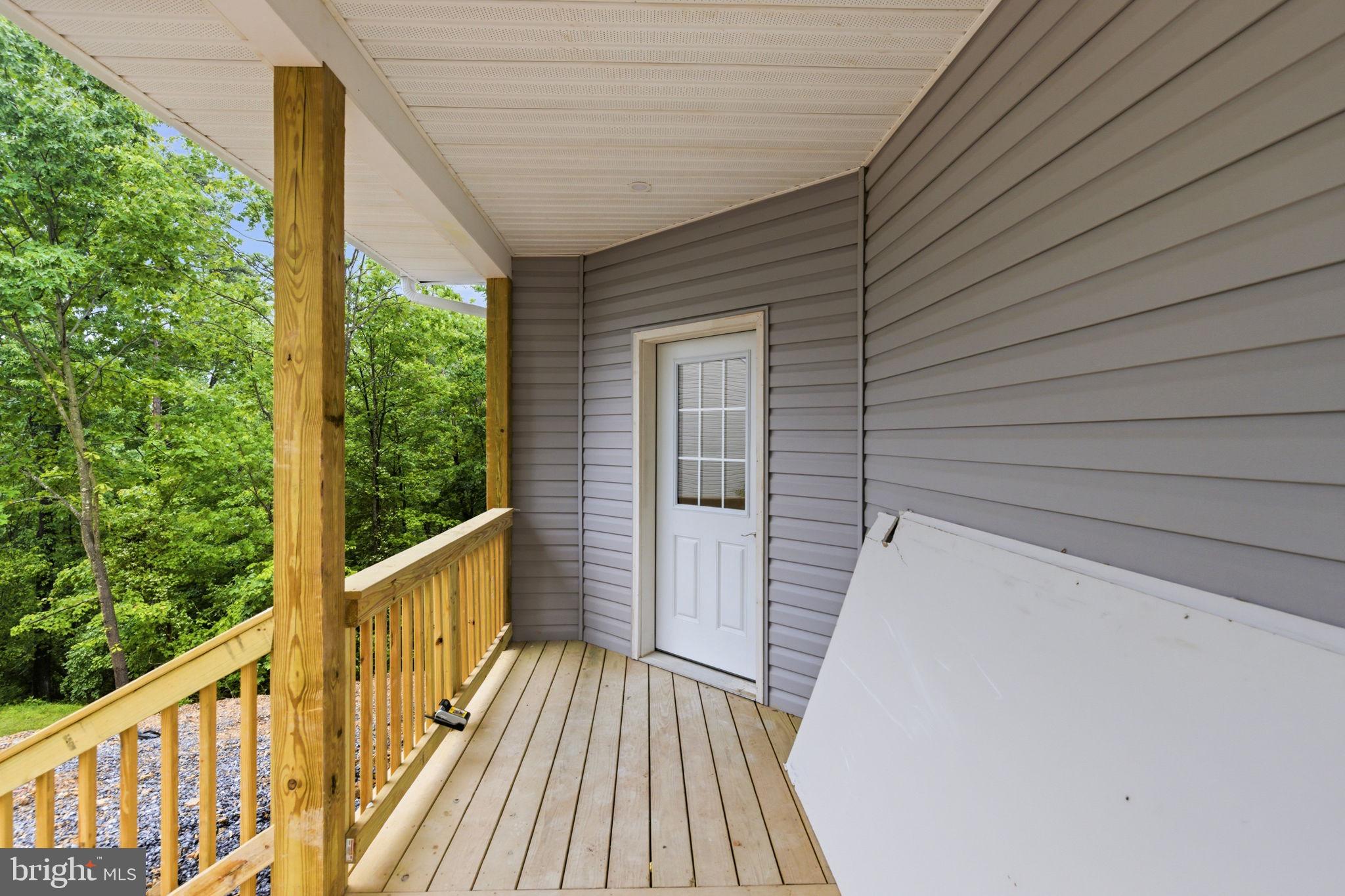 LAKE HOLIDAY ESTATES - Residential