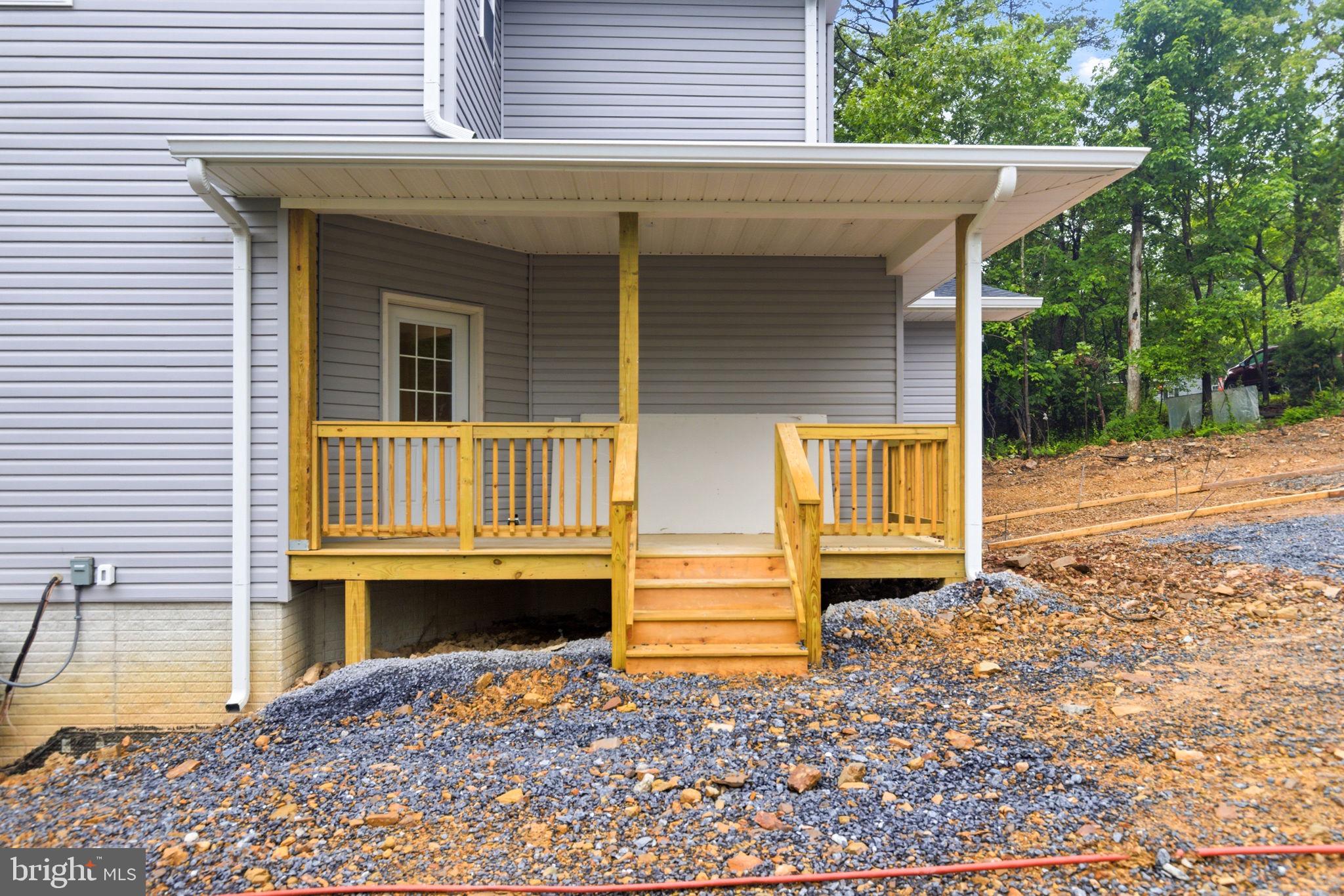 LAKE HOLIDAY ESTATES - Residential